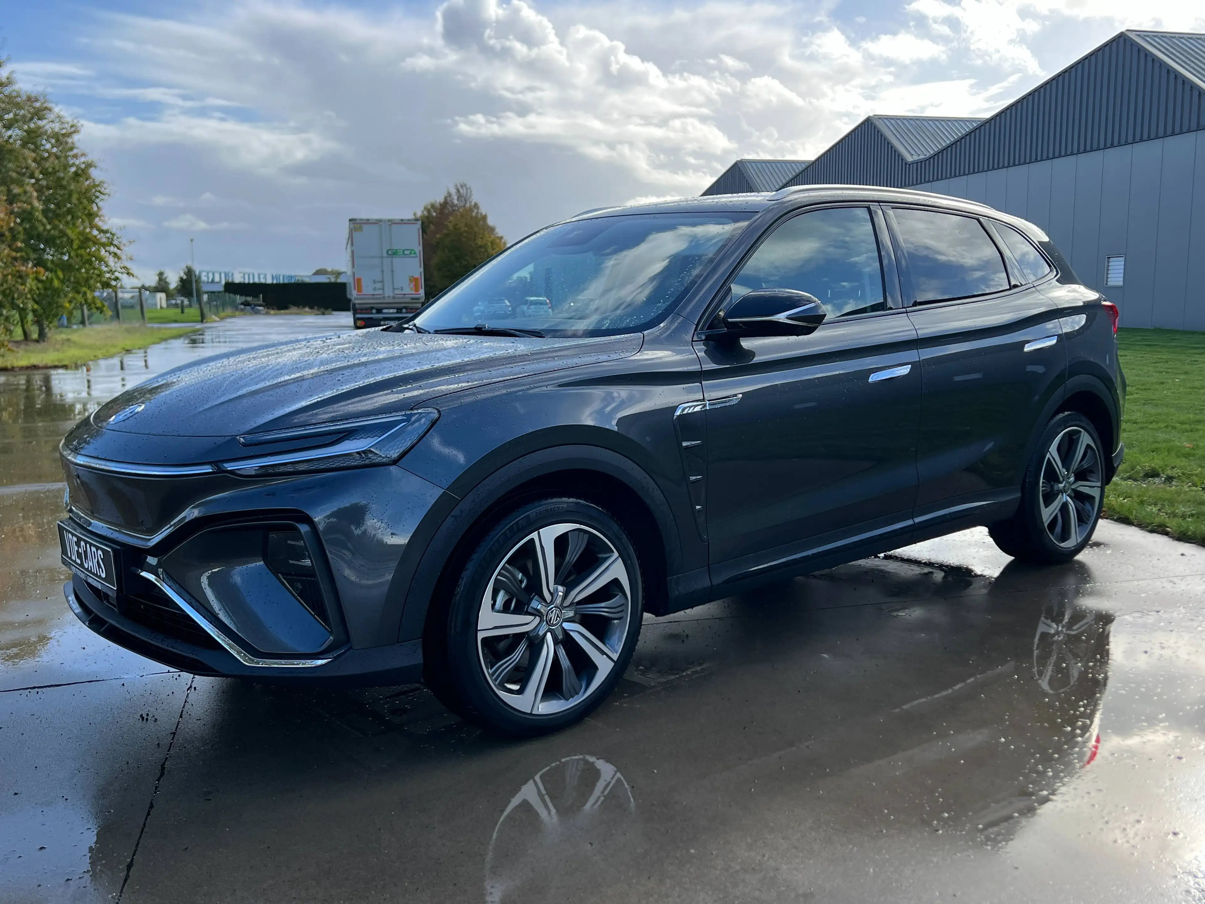 MG Marvel R e-MARVEL R 70 kWh Luxury LEDER*360° CAMERA — photo 2