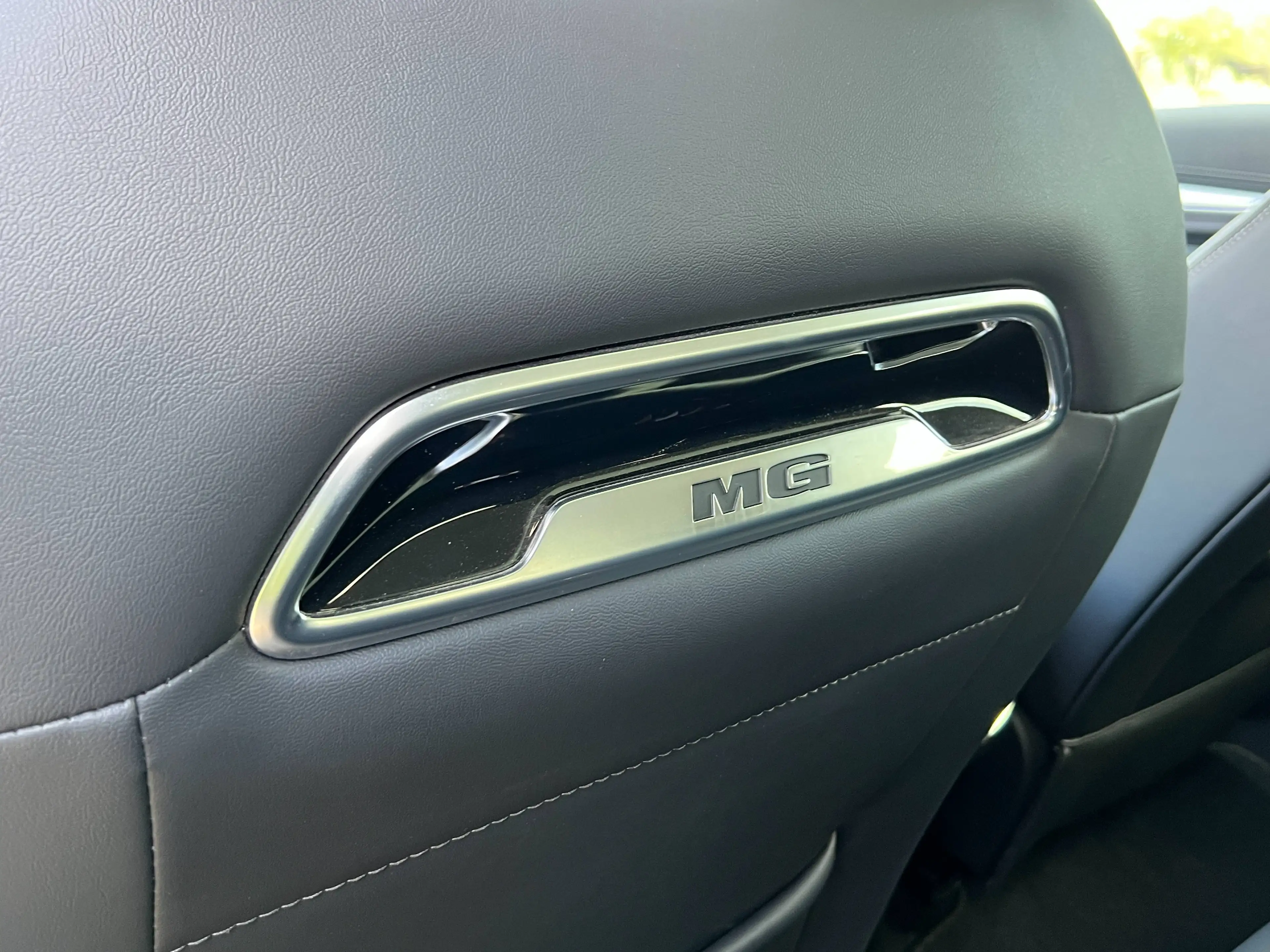 MG Marvel R e-MARVEL R 70 kWh Luxury LEDER*360° CAMERA — photo 14