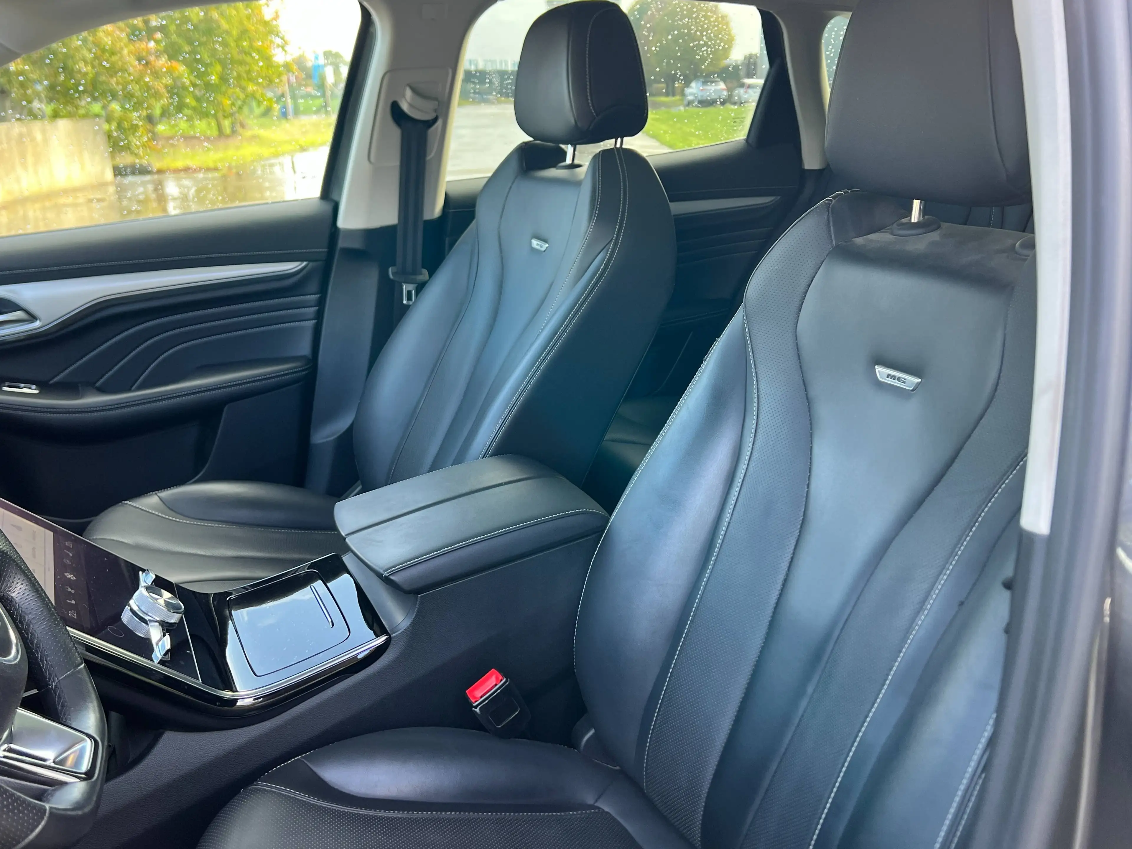 MG Marvel R e-MARVEL R 70 kWh Luxury LEDER*360° CAMERA — photo 9