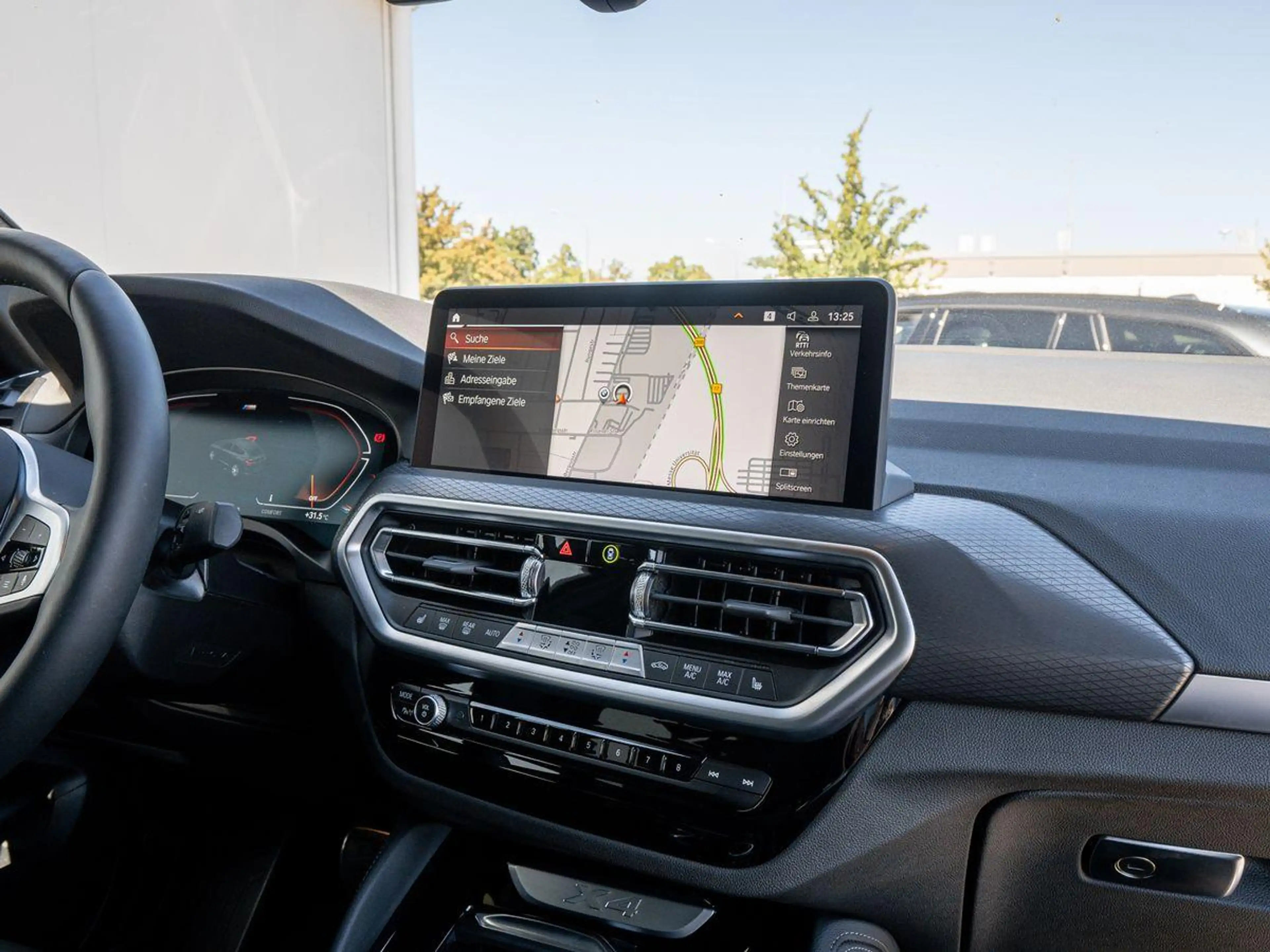 BMW X4 xDrive20d M-Sport StdHz AHK PANO ACC Laser HuD — photo 15