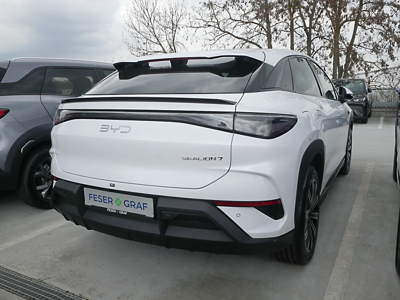 BYD Sealion 7 Comfort 230 kW 360° ACC LED Navi Pano — photo 3