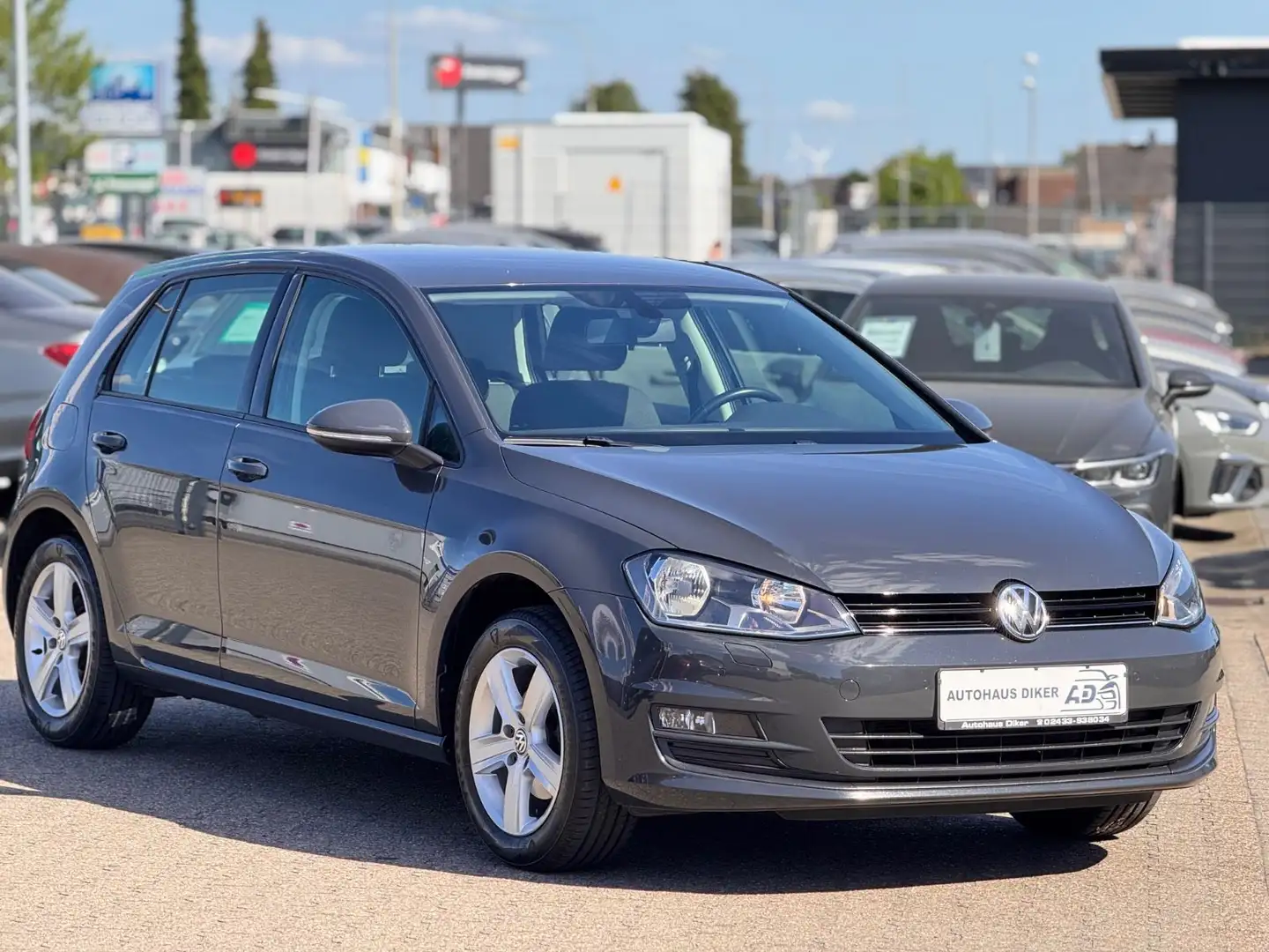 Volkswagen Golf VII 1.2 Lim. Comfortline BMT Grijs - 2