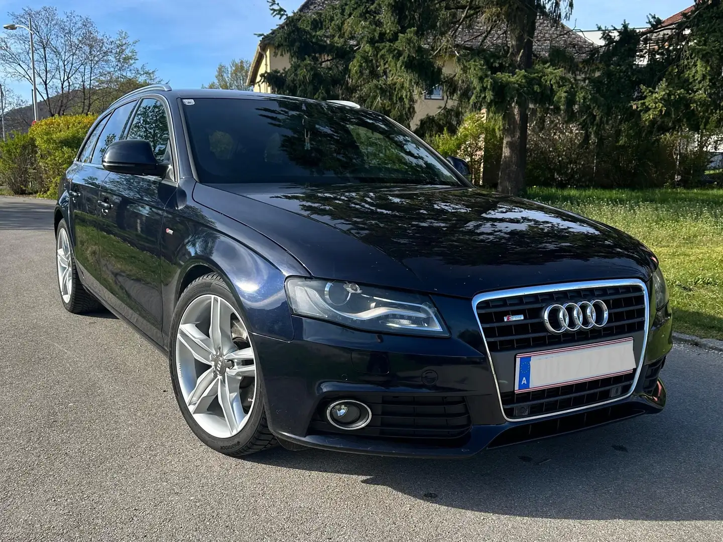 Audi A4 Avant 2,0 TDI S line Schwarz - 1