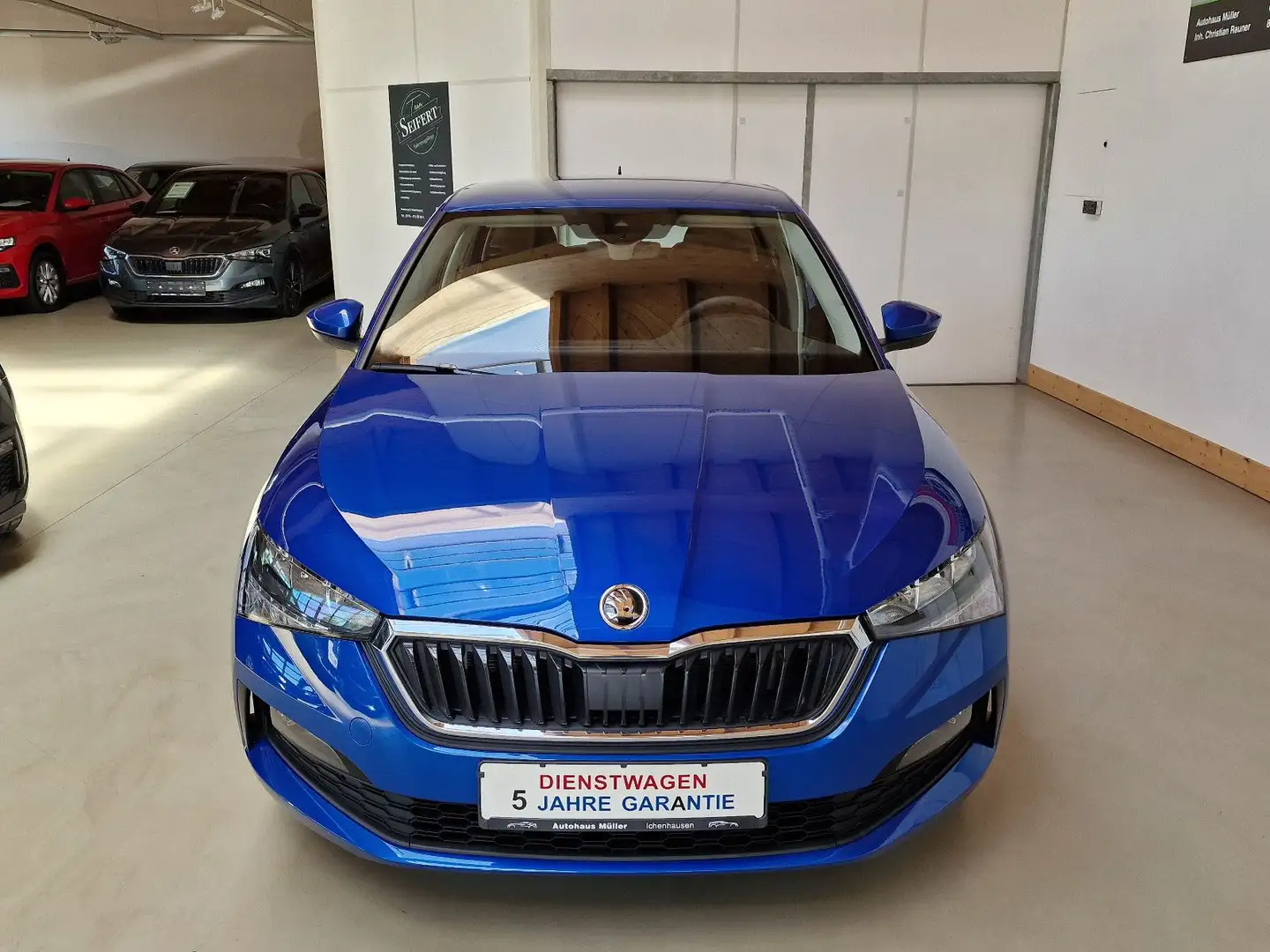 Skoda Scala Ambition Plus AHK 5J-GAR Climatic SHZ LED Blau - 2
