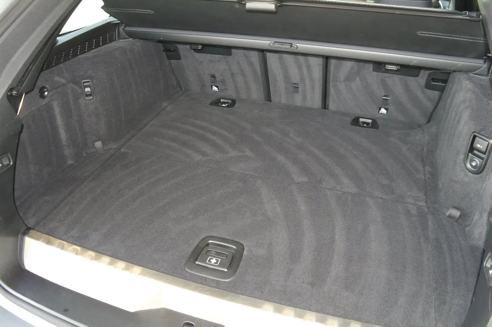 BMW 530 530e xDrive Grau - 2