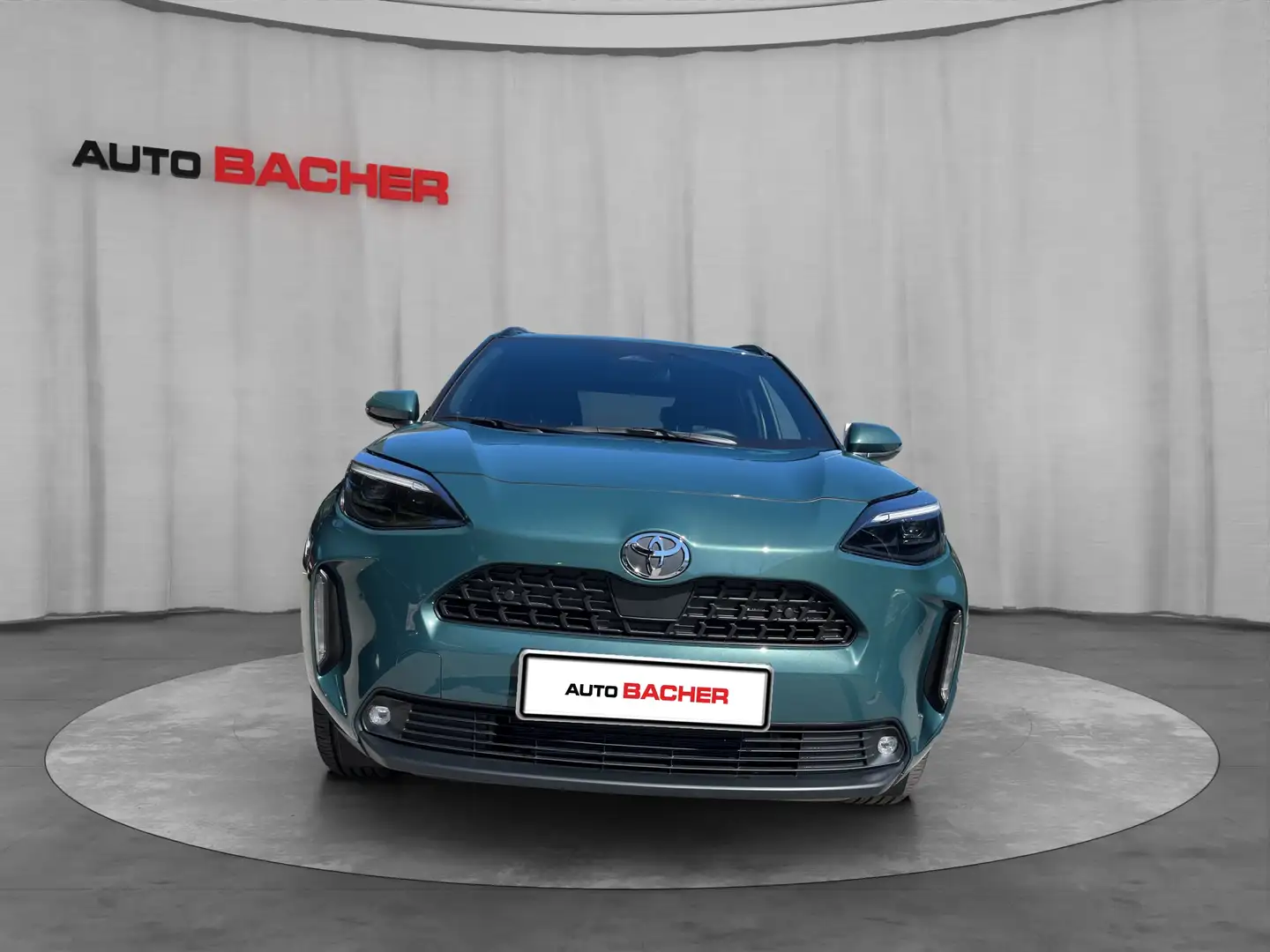 Toyota Yaris Cross 1,5 l Active Drive 4x4 Vert - 2