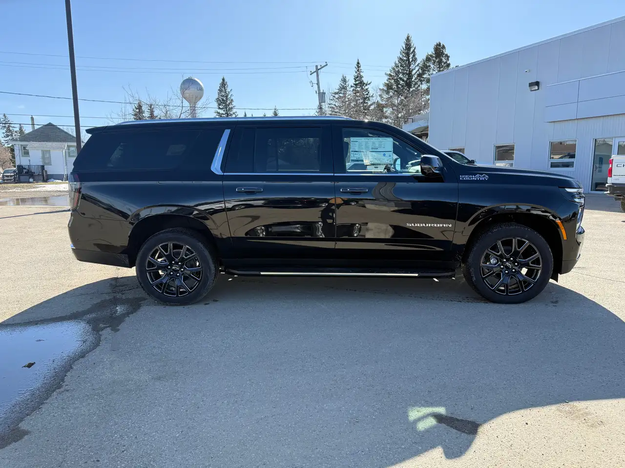 Chevrolet Suburban снимка Chevrolet Suburban