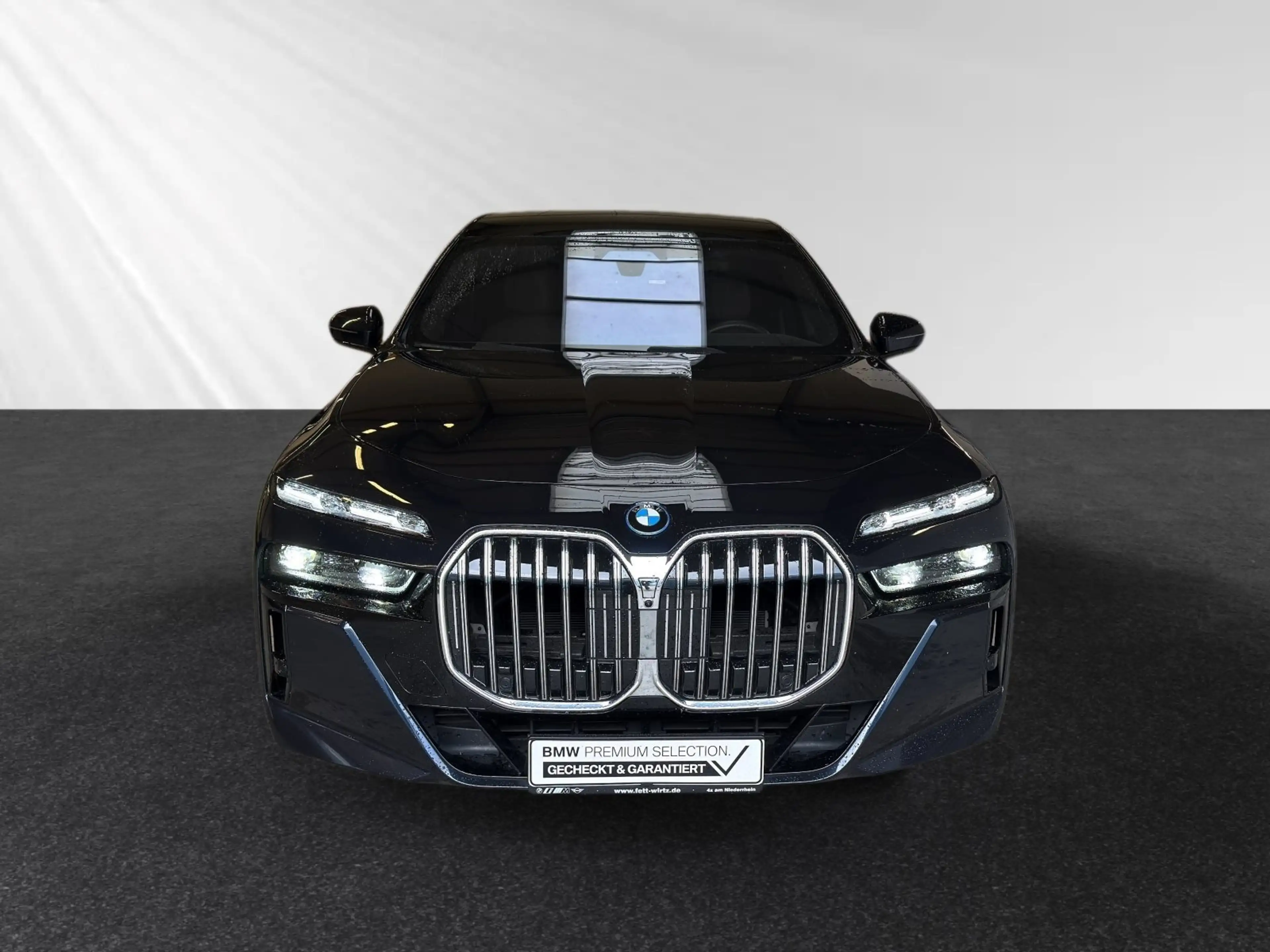 BMW 750 e xDrive TV-Fond-Entertainment|UPE: 187.440,- — photo 7