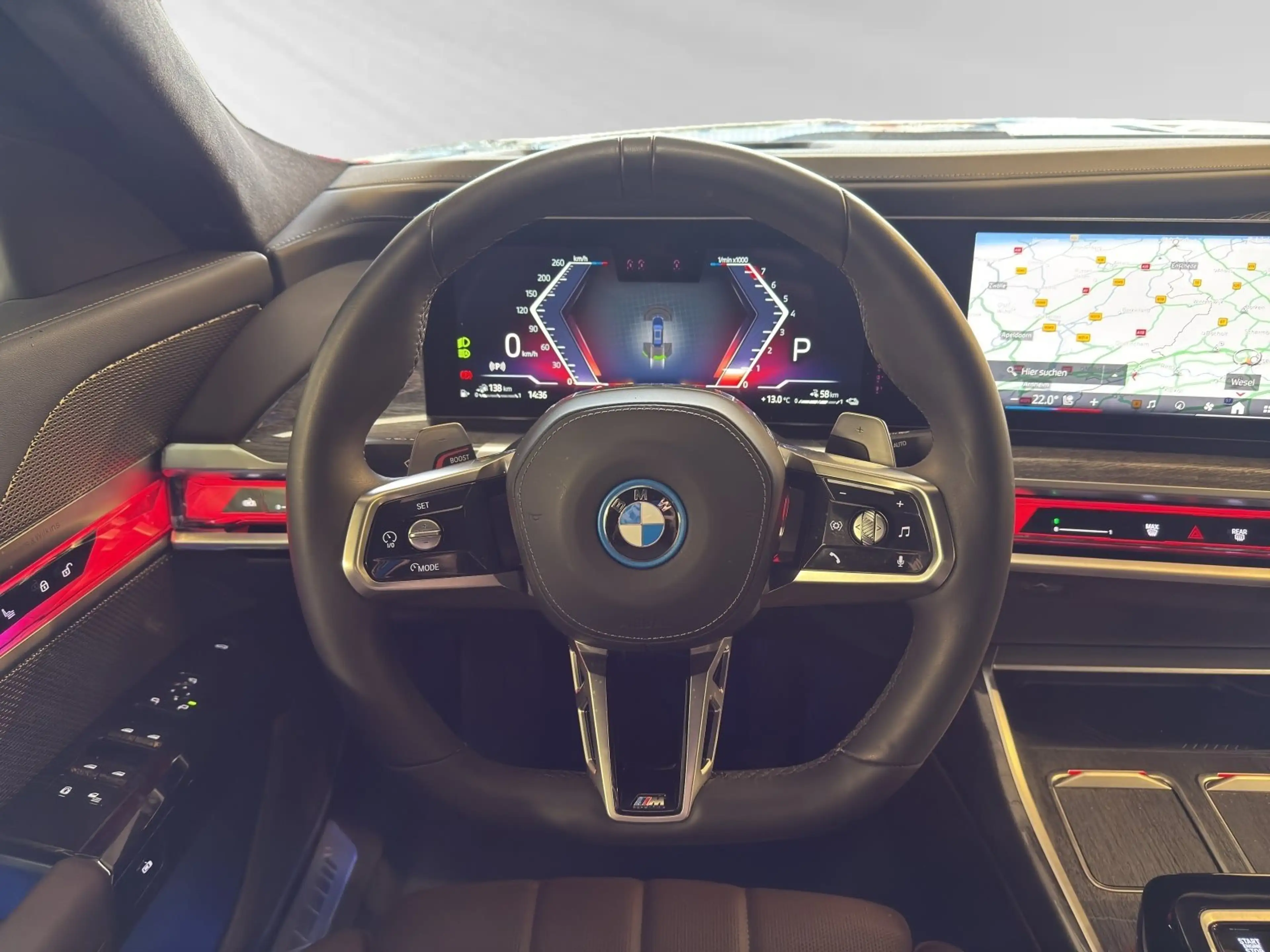 BMW 750 e xDrive TV-Fond-Entertainment|UPE: 187.440,- — photo 12