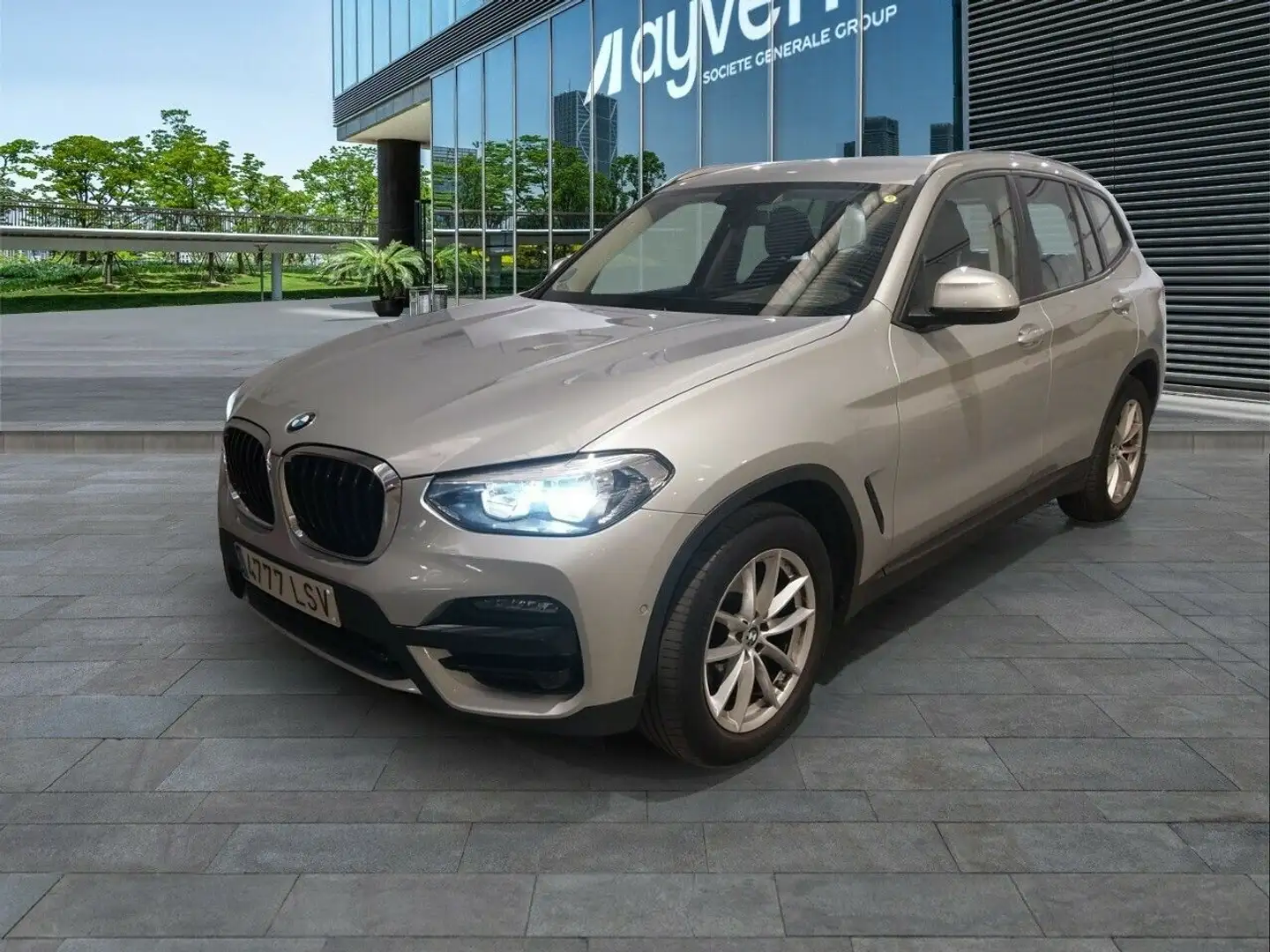 BMW X3 sDrive 18dA Argent - 1