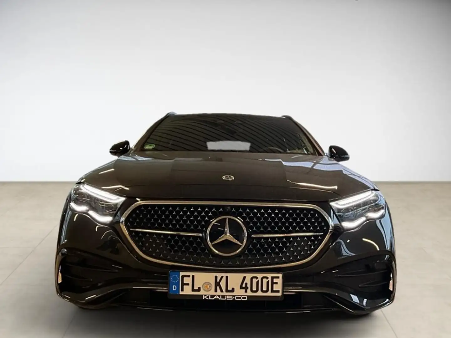 Mercedes-Benz E 300 e T AMG Line Advanced Plus Grau - 2