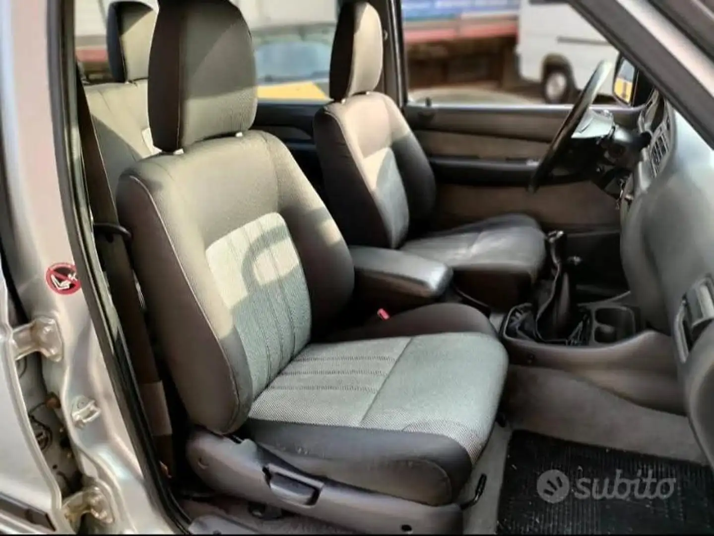 Ford Ranger Doppia cabina Gri - 2