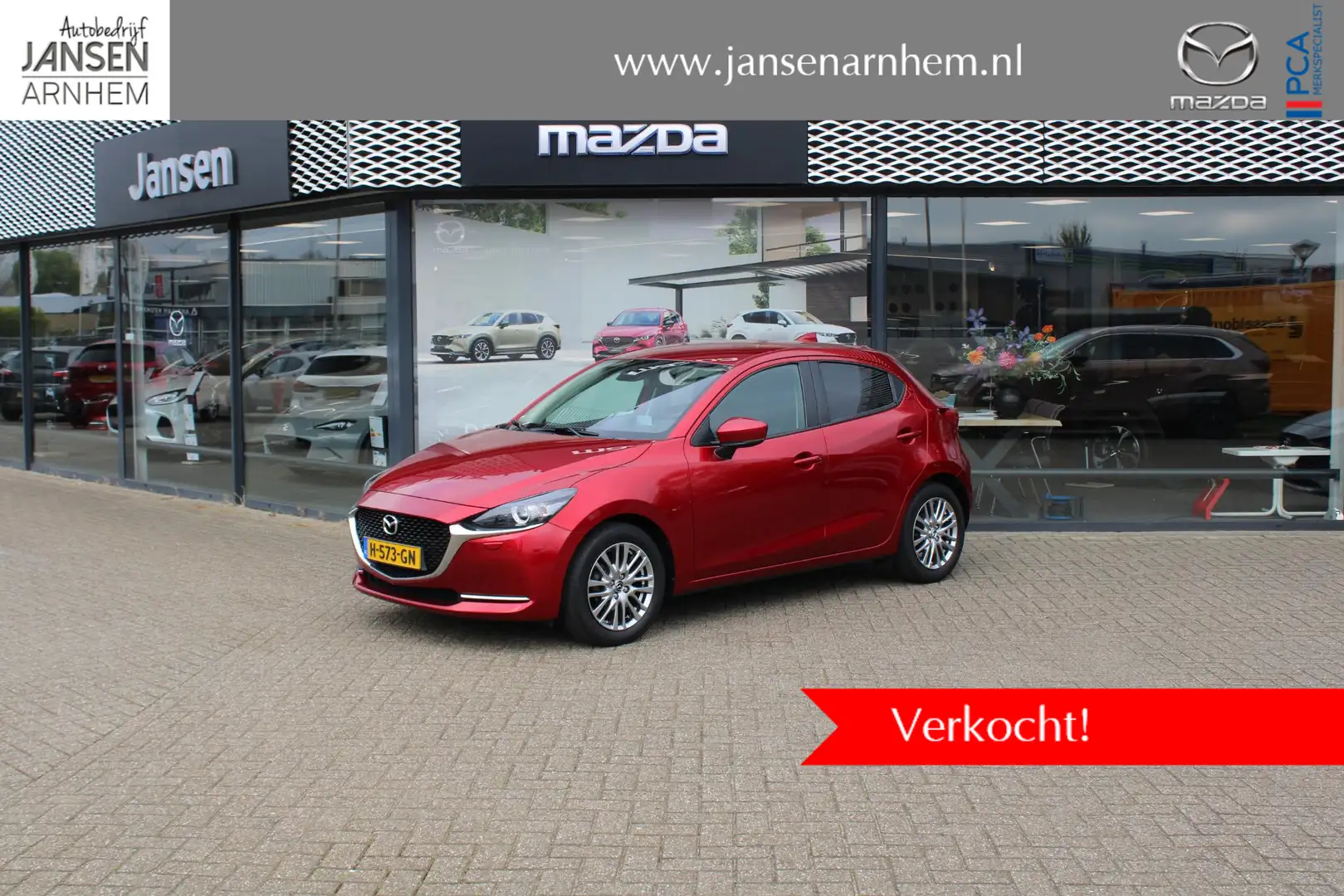 Mazda 2 1.5 Skyactiv-G Luxury , Navi, Apple Carplay, Cruis Rood - 1