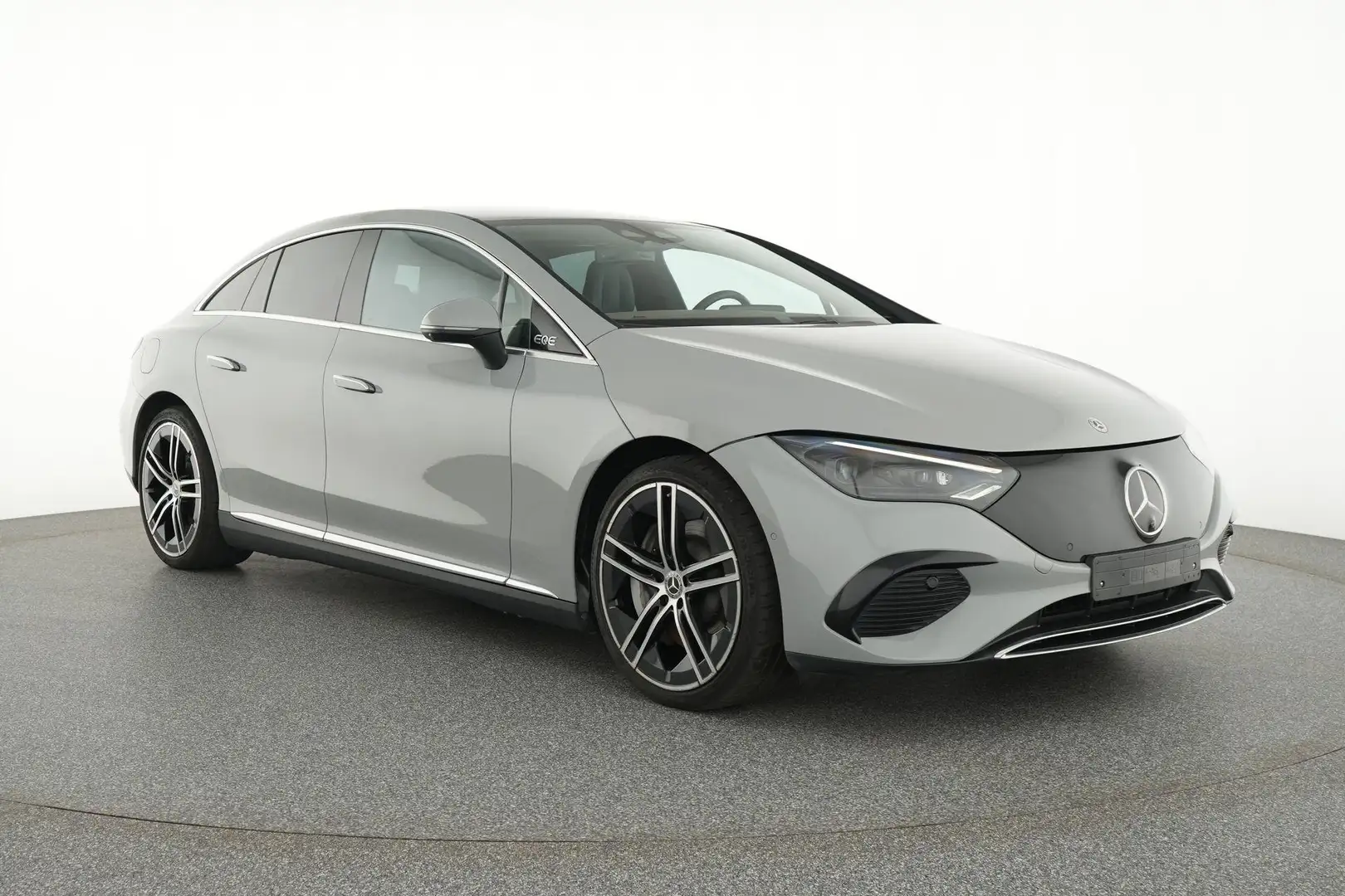 Mercedes-Benz EQE 350 Luxury Line + LEDER + AIRMATIC + DIGITAL LIGHT + T Gris - 2