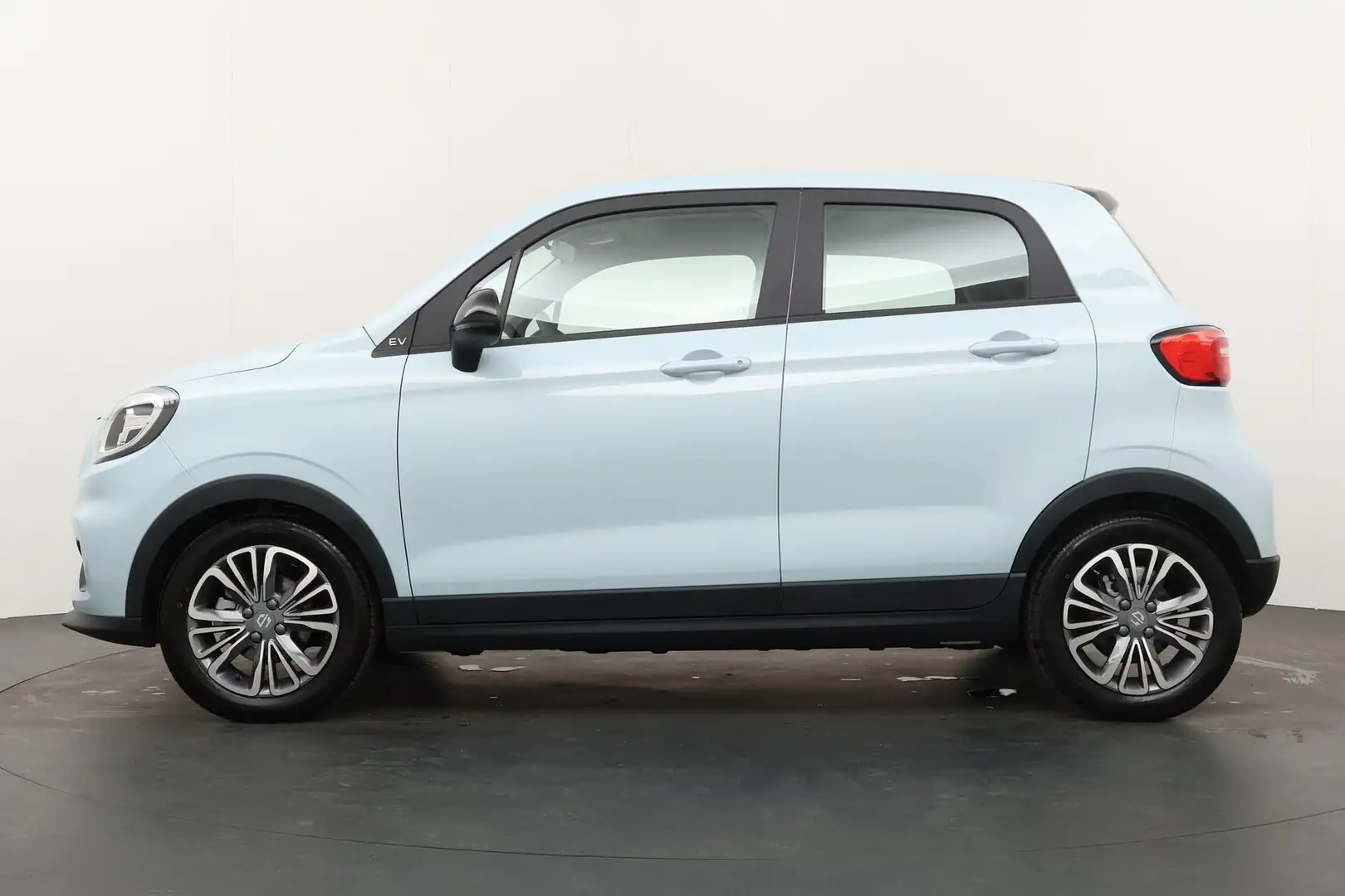 Leapmotor T03 Smart 37.3 kWh 95pk | Panoramadak | Navigatie | Ca Bleu - 2