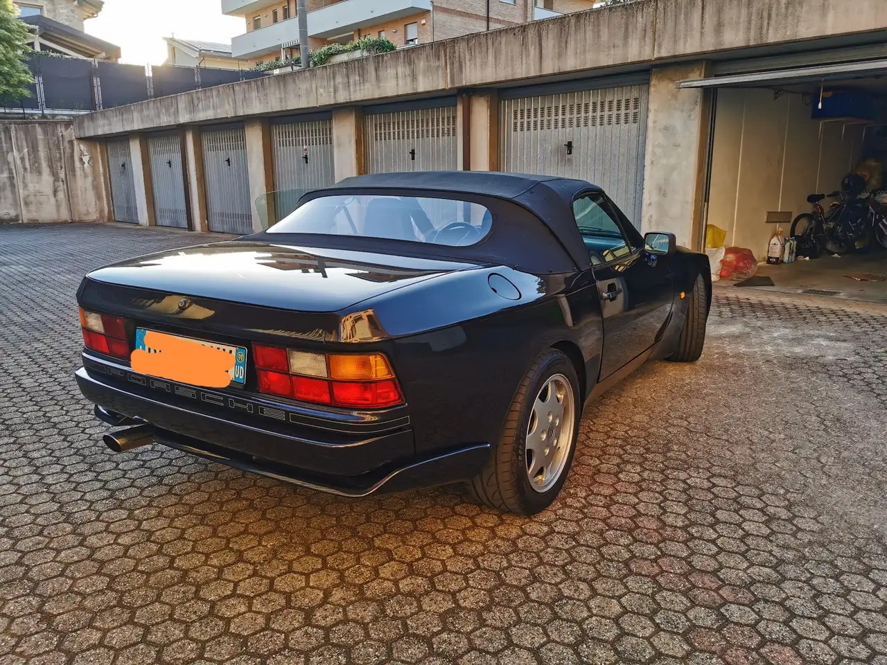 Porsche 944 Cabrio 3.0 S2, foto 3