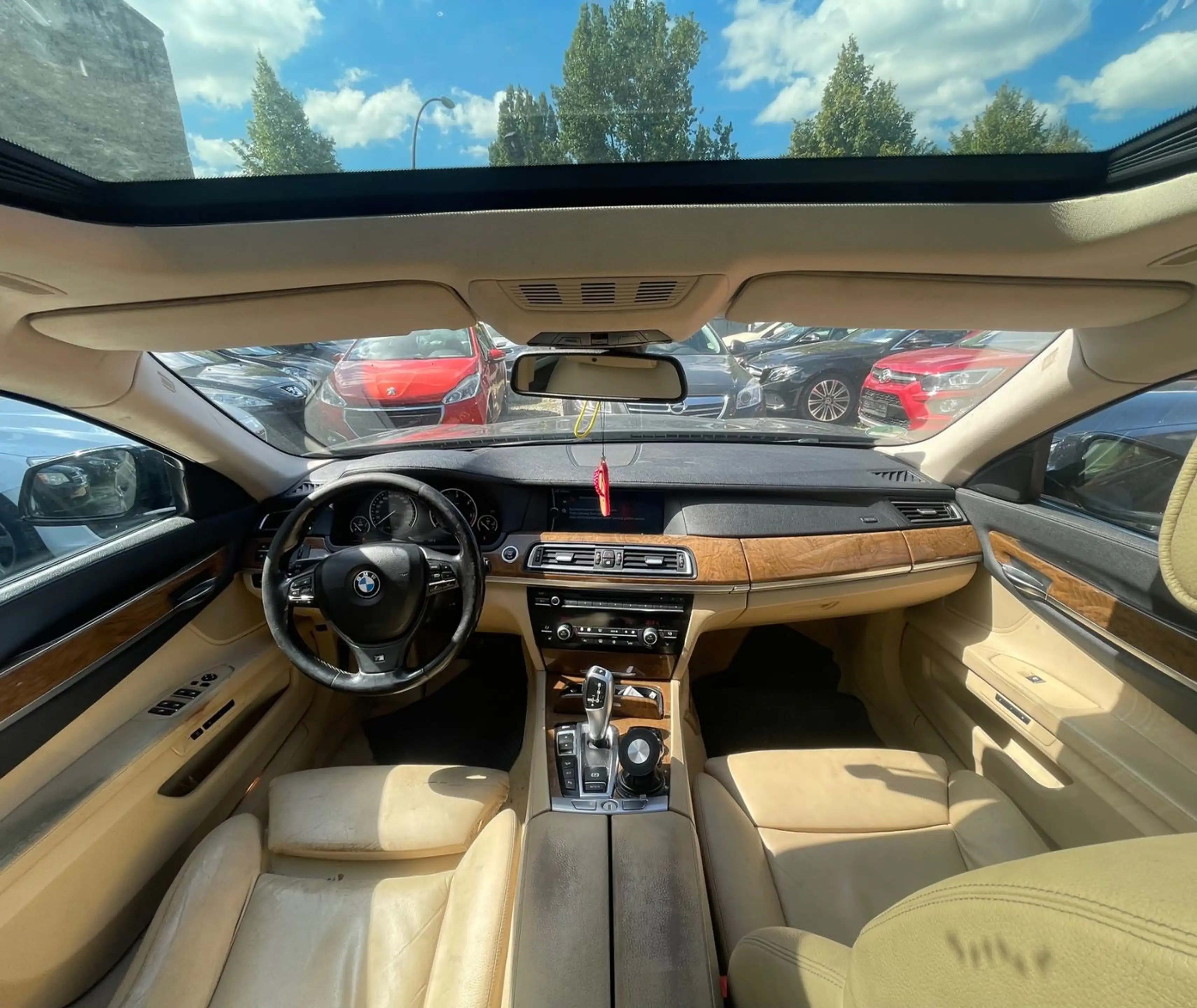 BMW 740 d xDrive*HEAD UP*360°*SOFT CLOSE*VOLL* — photo 13