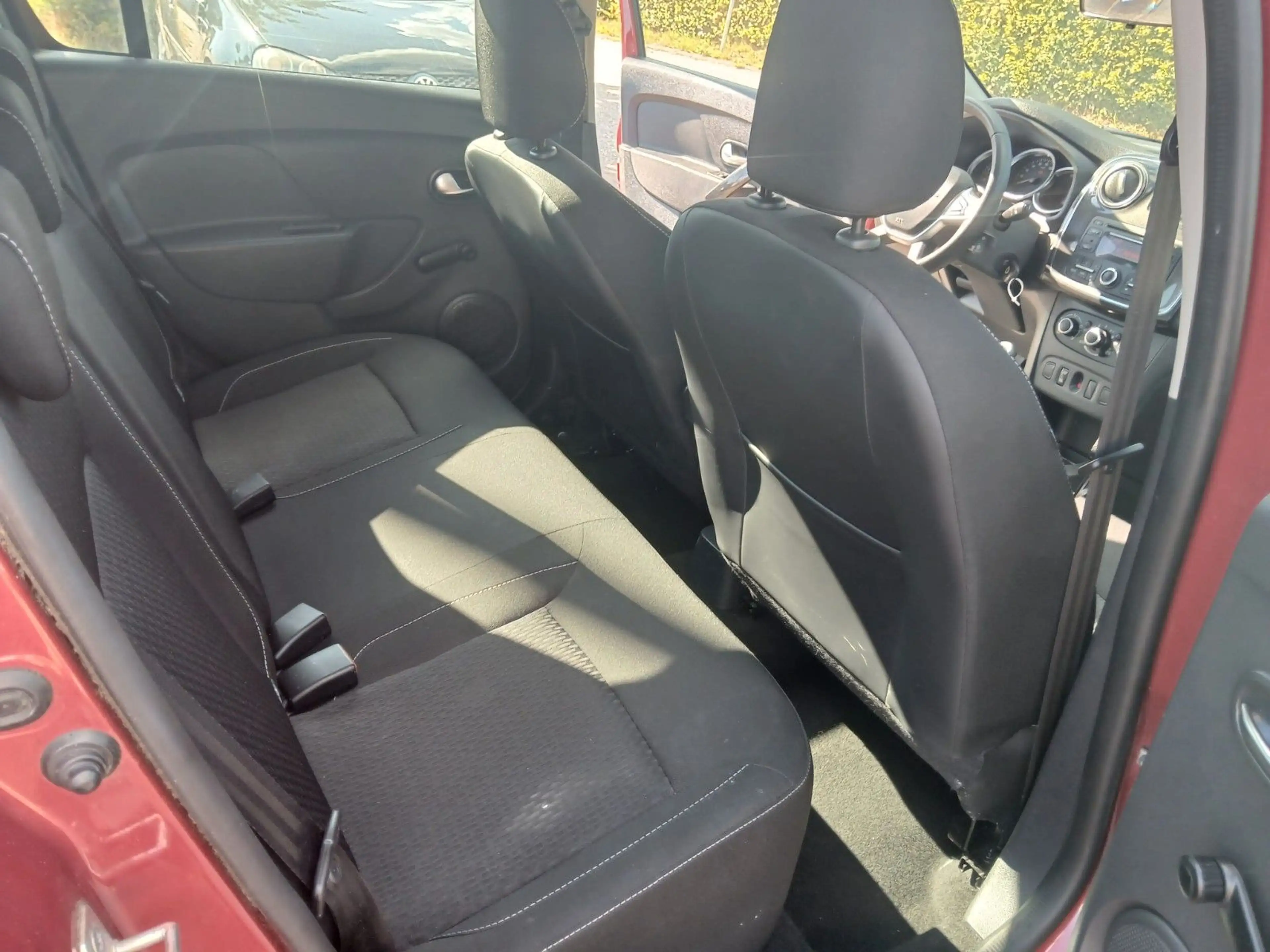 Dacia Logan MCV SCe Essential ""KLIMA-BT-EFH-TEMPO"" — photo 12