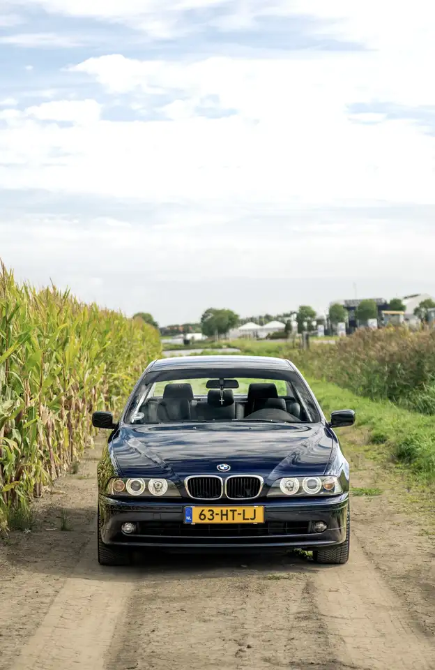 BMW 520i Executive (MOTOR KAPOT), foto 2