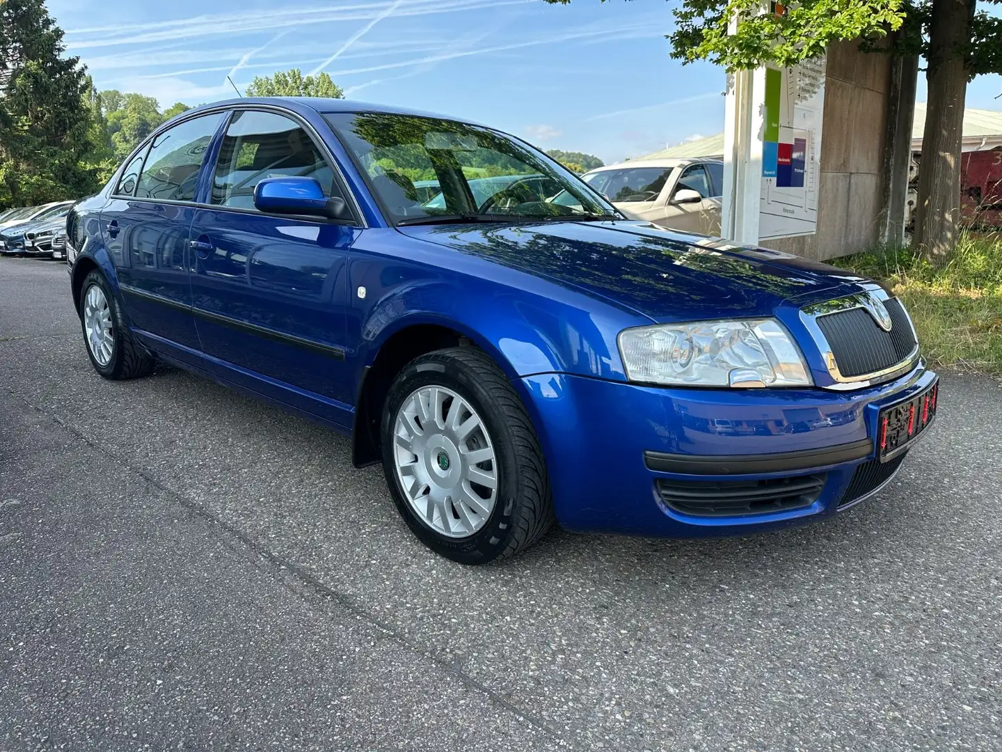 Skoda Superb 2.0 TÜV NEU Klima 2.Hand Blau - 2