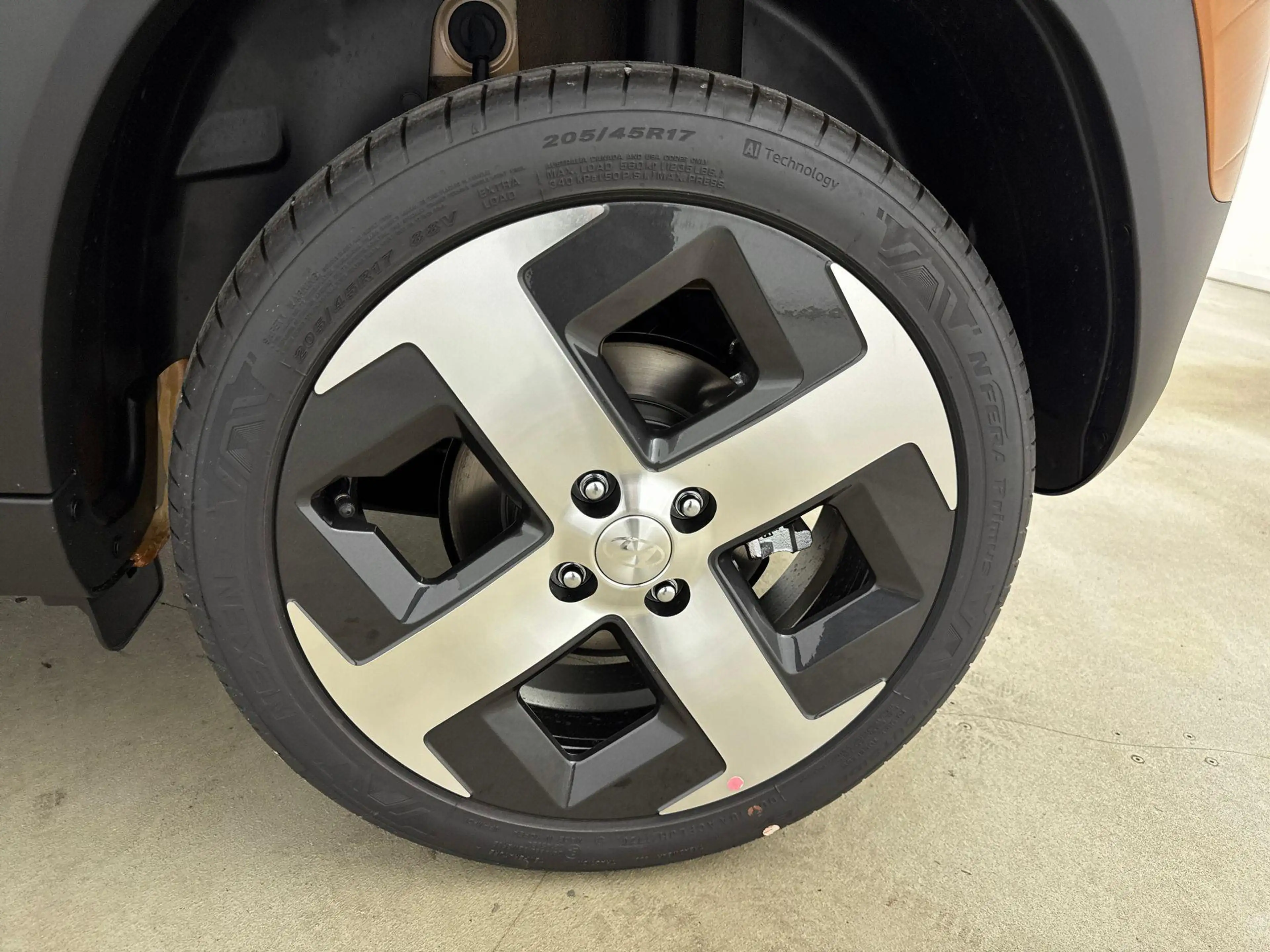 Hyundai Inster Evolve 49 kWh | Winter pakket | Tech pakket | Lich — photo 11