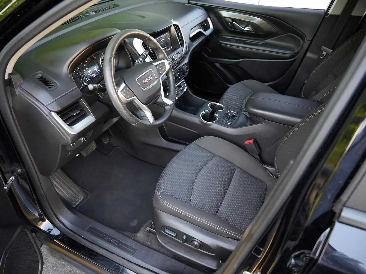 GMC Terrain снимка GMC Terrain