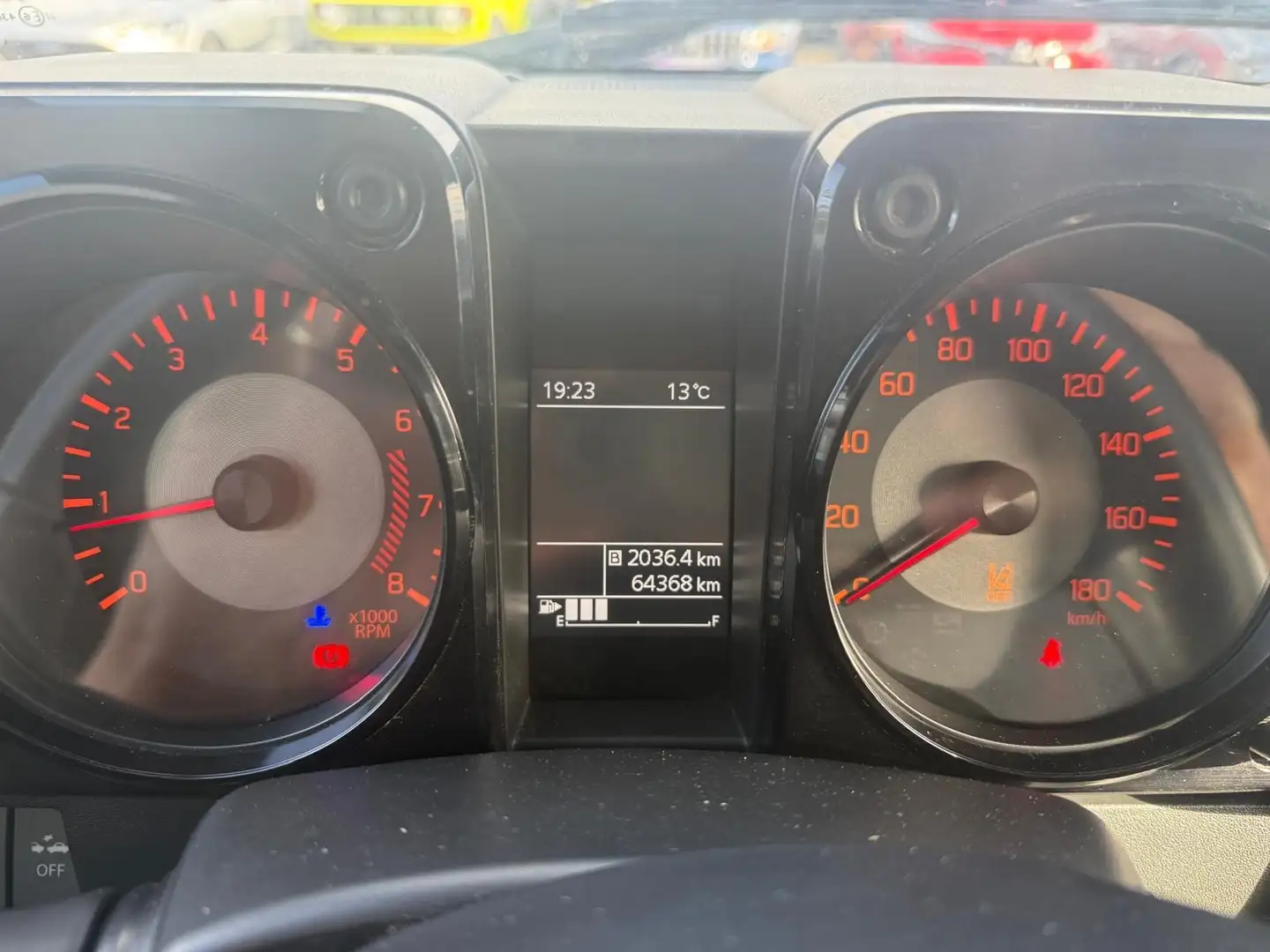 Suzuki Jimny 1.5 VVT Pack - 1