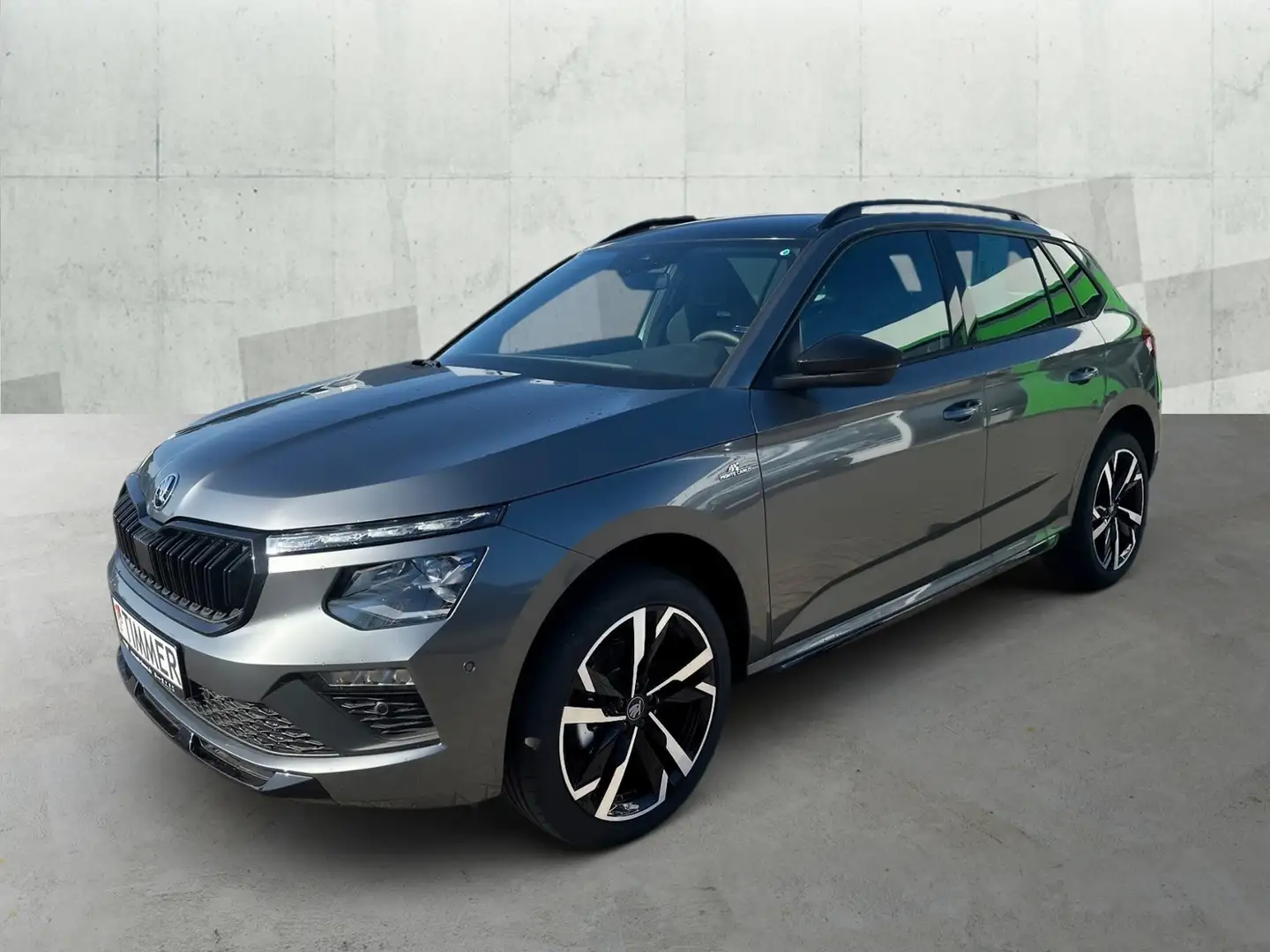 Skoda Kamiq 1,5 TSI DSG Monte Carlo AHK*Assist+*Winter+*Komf+ Grijs - 2