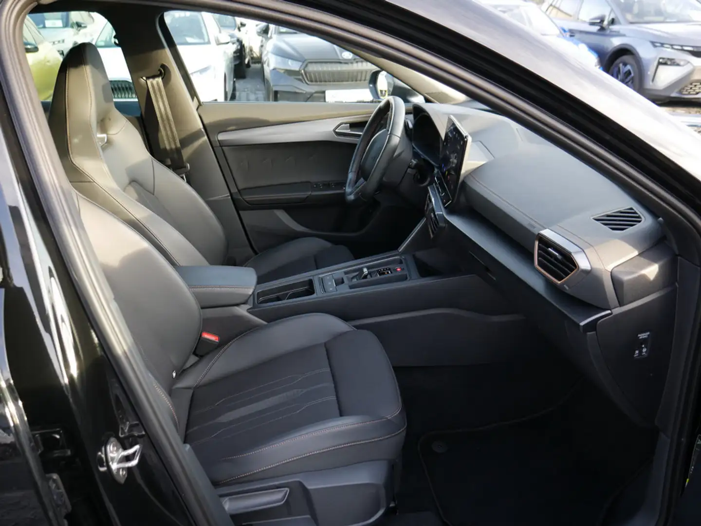 CUPRA Formentor 1.4 TSI VZ e-Hybrid ACC LED COPPER Schwarz - 2