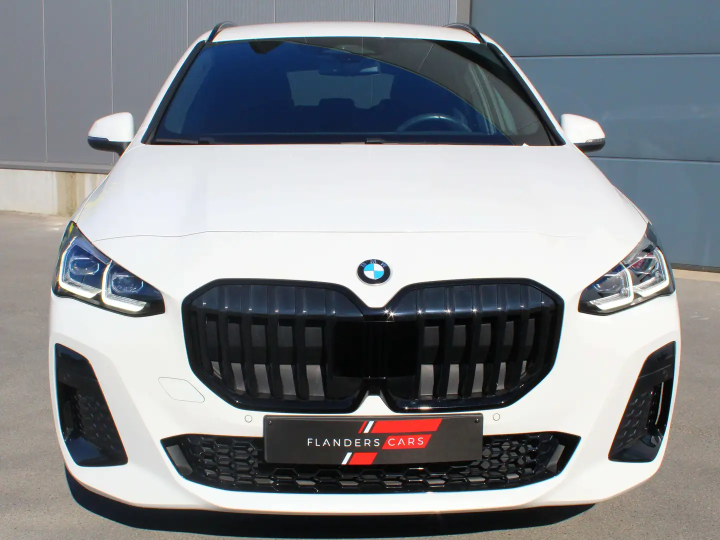 BMW 216 Active Tourer 216iA * M-Pack * Keyless * Camera * Weiß - 2
