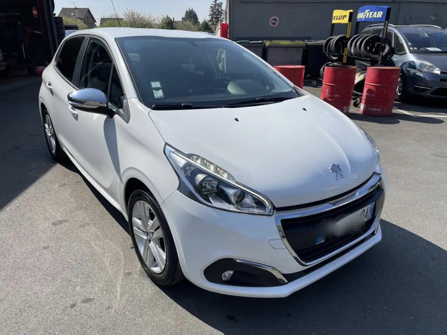 Peugeot 208 1.2 PURETECH 82CH ACTIVE 5P Blanc - 2
