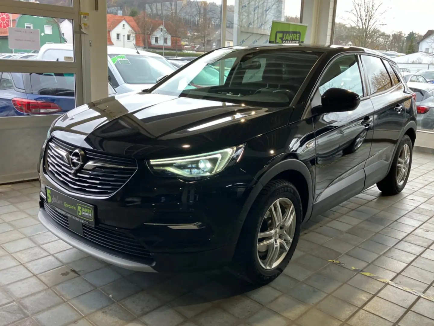 Opel Grandland 1.5D Fin. ab 2,99% AHK,Parkpilot,Navi Schwarz - 2