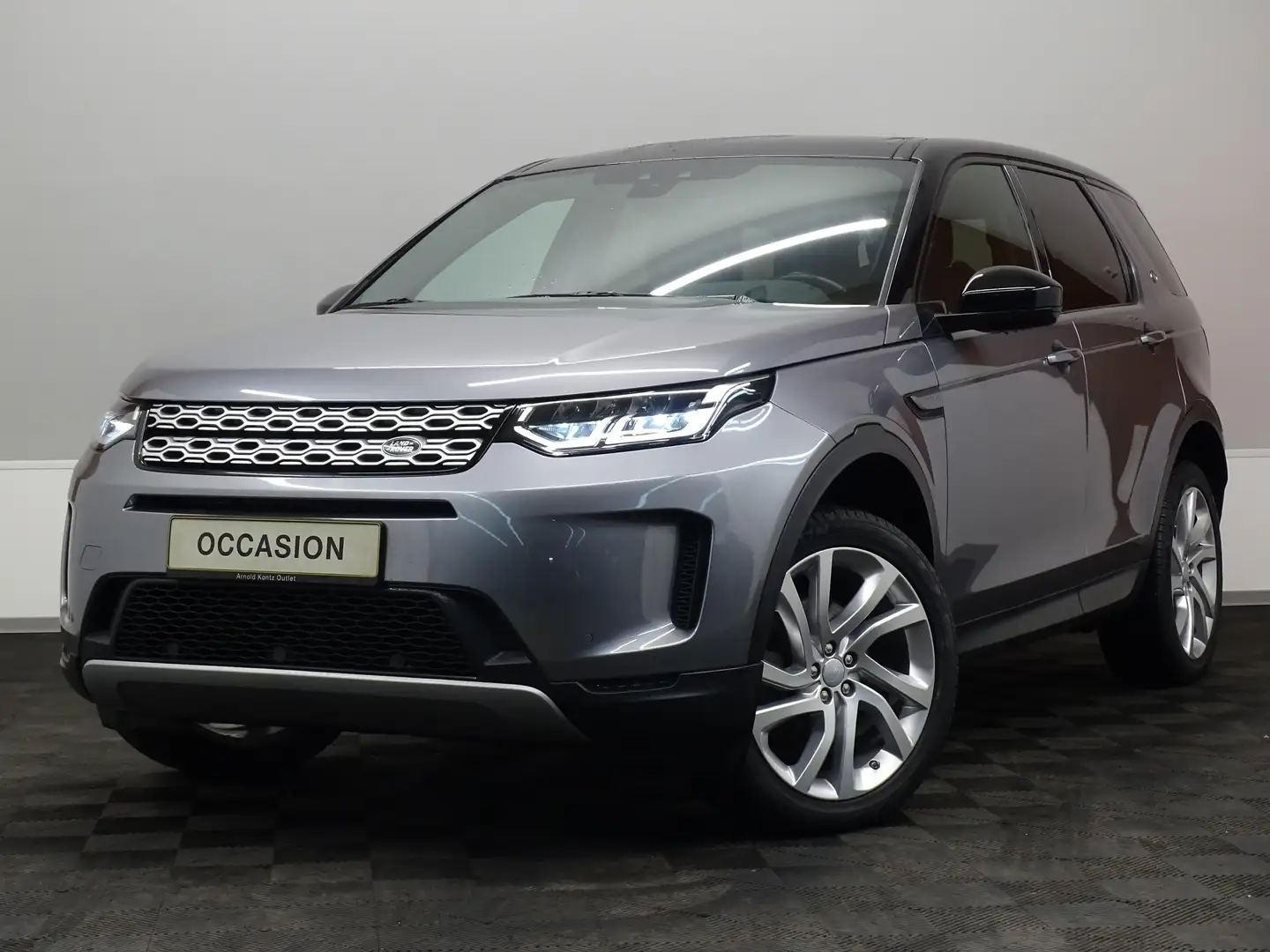 Land Rover Discovery Sport D150 2WD boite manuelle Gris - 1
