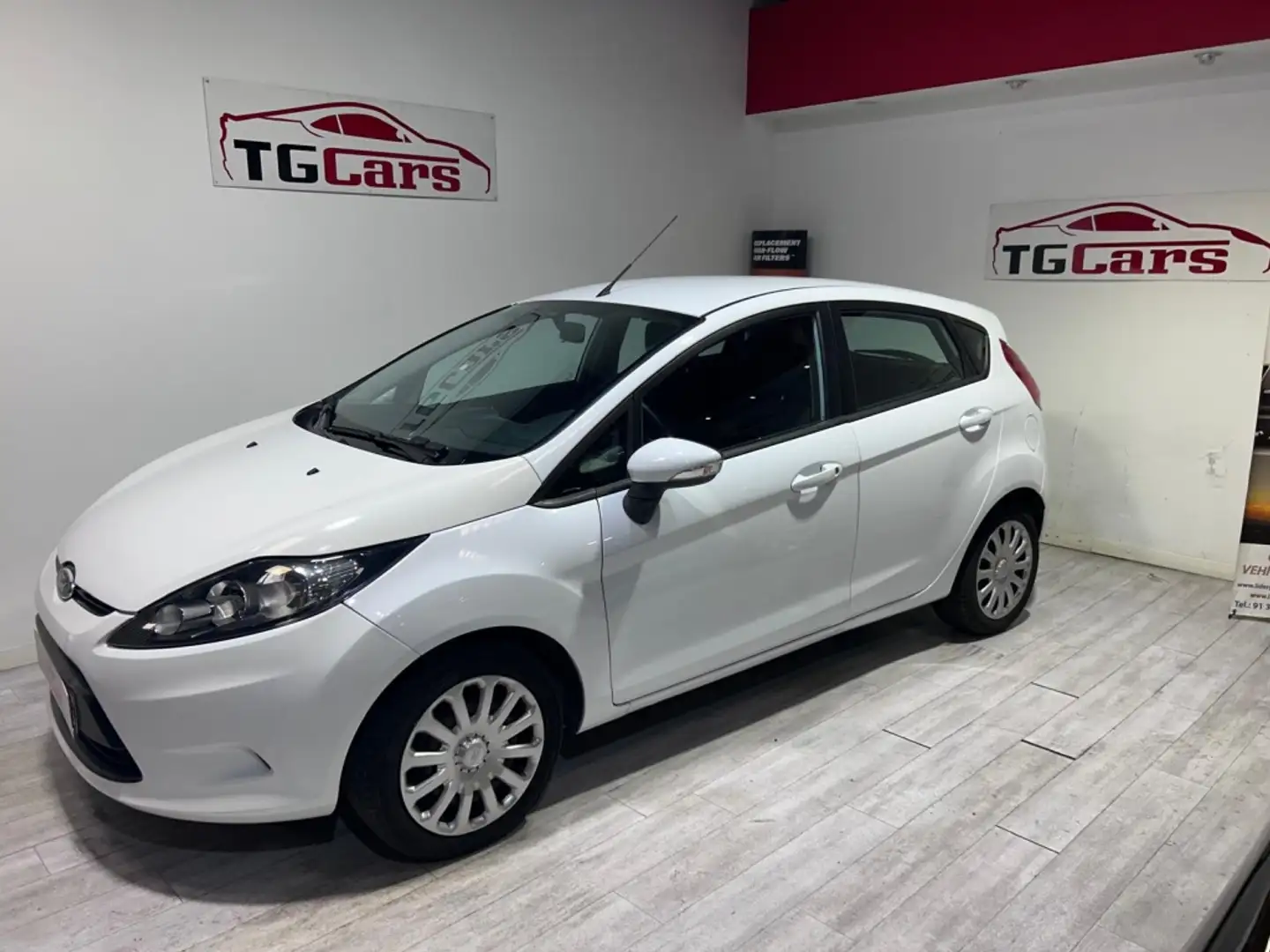 Ford Fiesta 1.25 Trend Blanc - 2