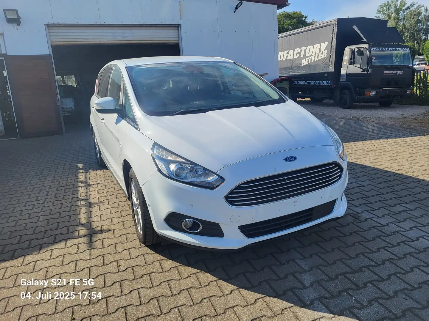 Ford S-Max Titanium 7 Sitzer Weiß - 1