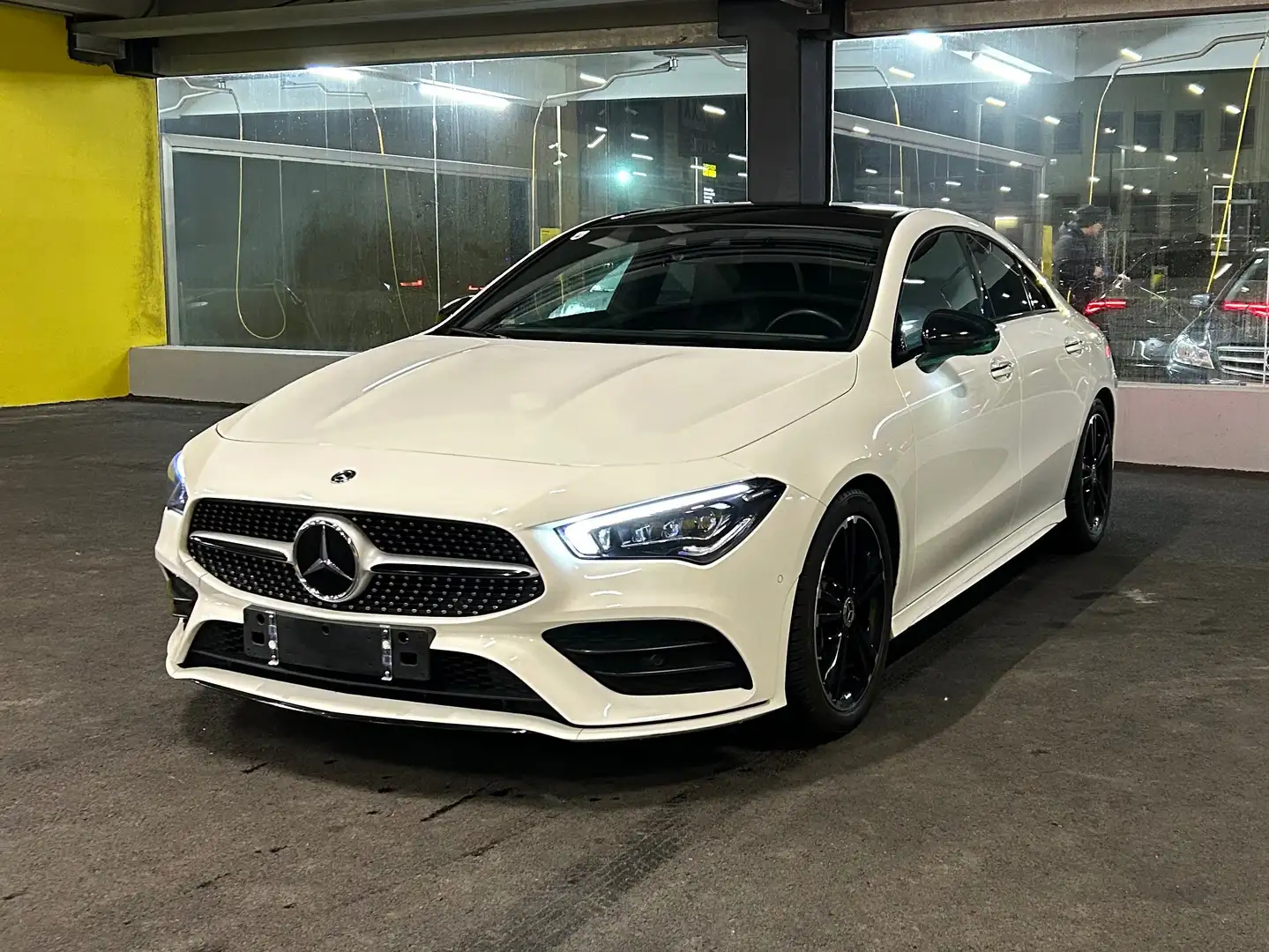 Mercedes-Benz CLA 250 CLA 250 4MATIC Aut. AMG Line Limousine Weiß - 2