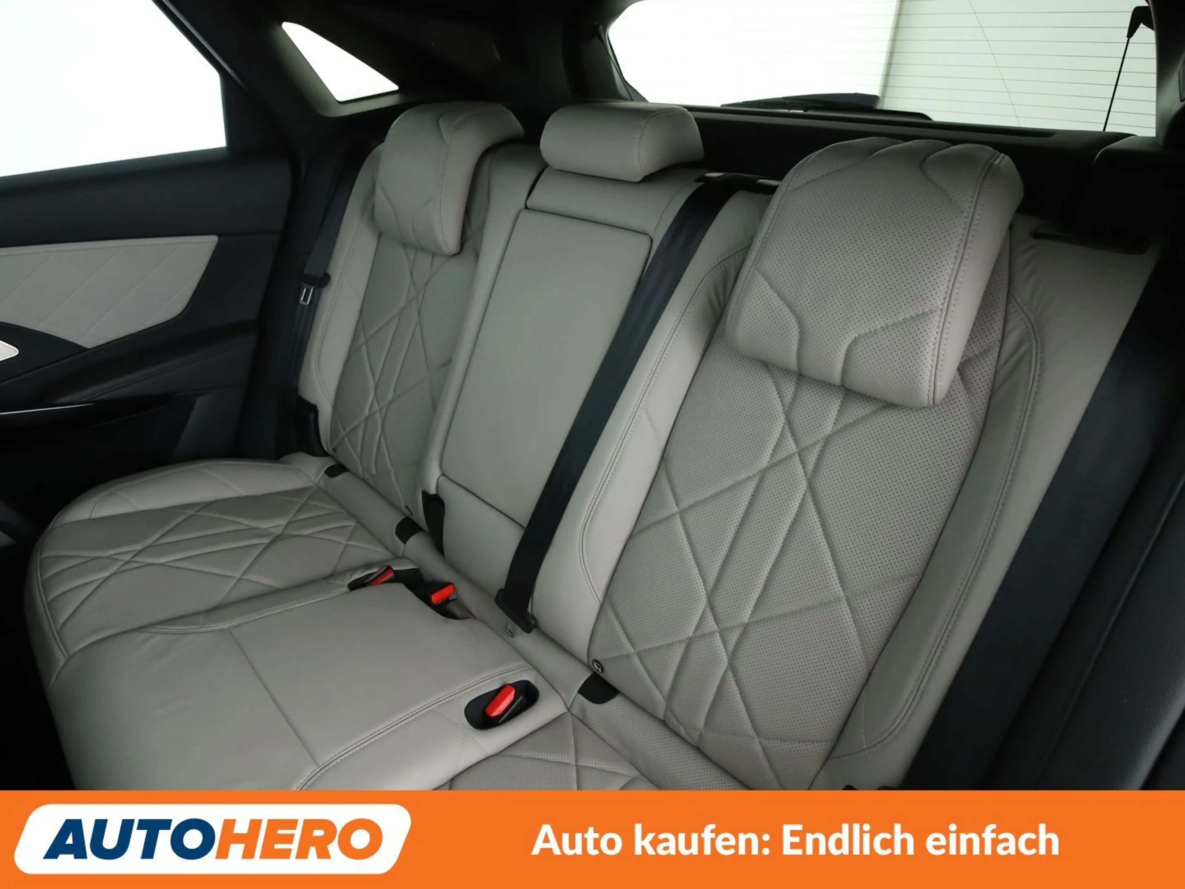 DS Automobiles DS 7 Crossback 1.6 E-Tense Hybrid Grand Chic 4x4 Aut.*NAV*TEMP* — photo 14