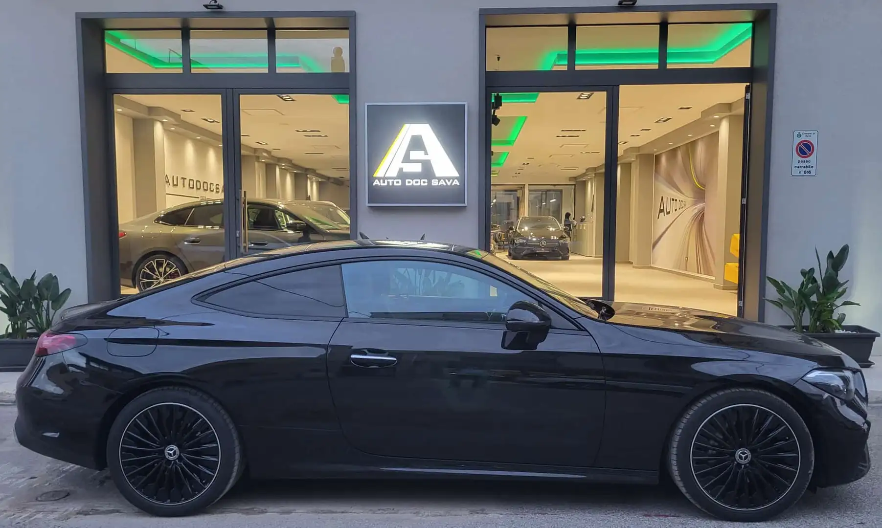 Mercedes-Benz CLE 220 CLE Coupe 220 Diesel/Hybrid Amg Premium+Tetto.. Noir - 1