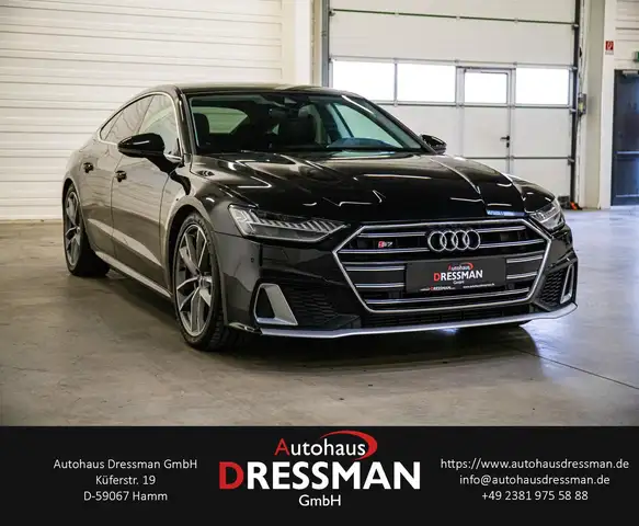 Audi S7 view 3
