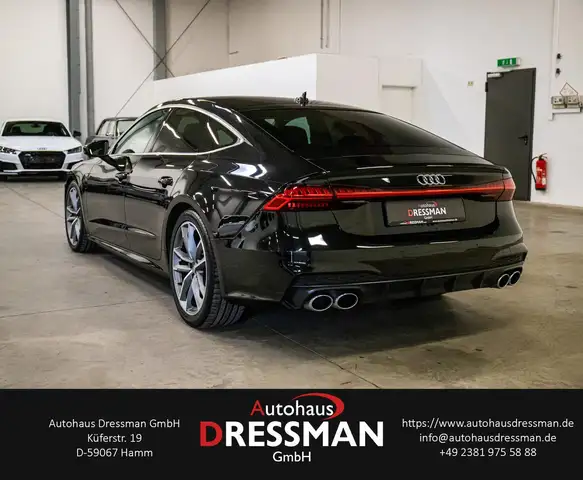 Audi S7 view 7