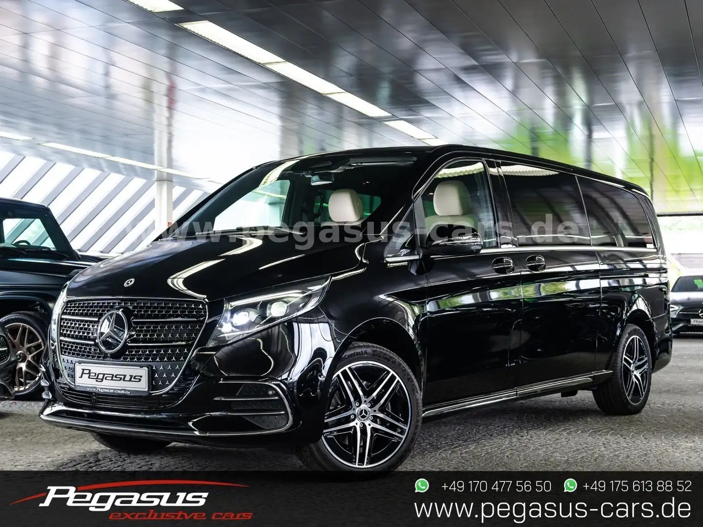 Mercedes-Benz V 300 d  Extralang 4MATIC*AMG*AIRMATIC*7 SITZE Černá - 1