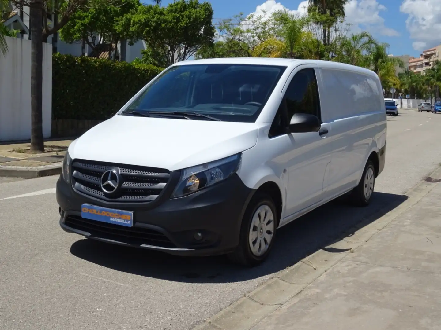 Mercedes-Benz Vito Furgón 110CDI tD Base Larga Blanco - 1
