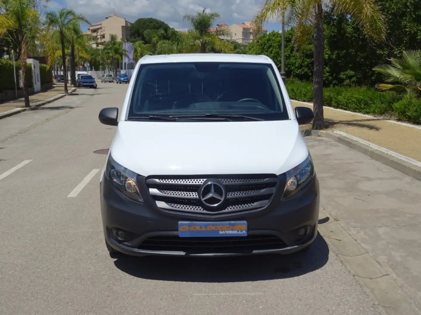Mercedes-Benz Vito Furgón 110CDI tD Base Larga Blanco - 2