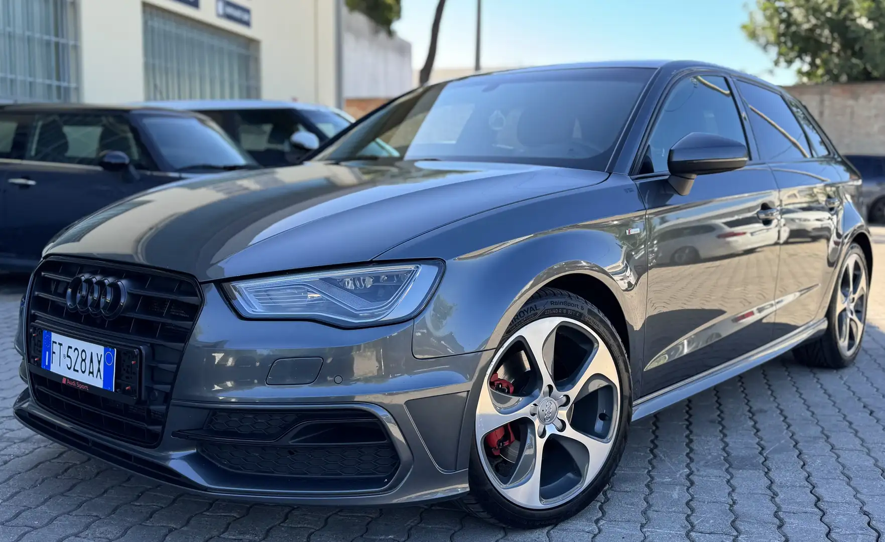 Audi A3 Sedan 2.0 tdi Sport quattro 184cv s-tronic Gris - 1