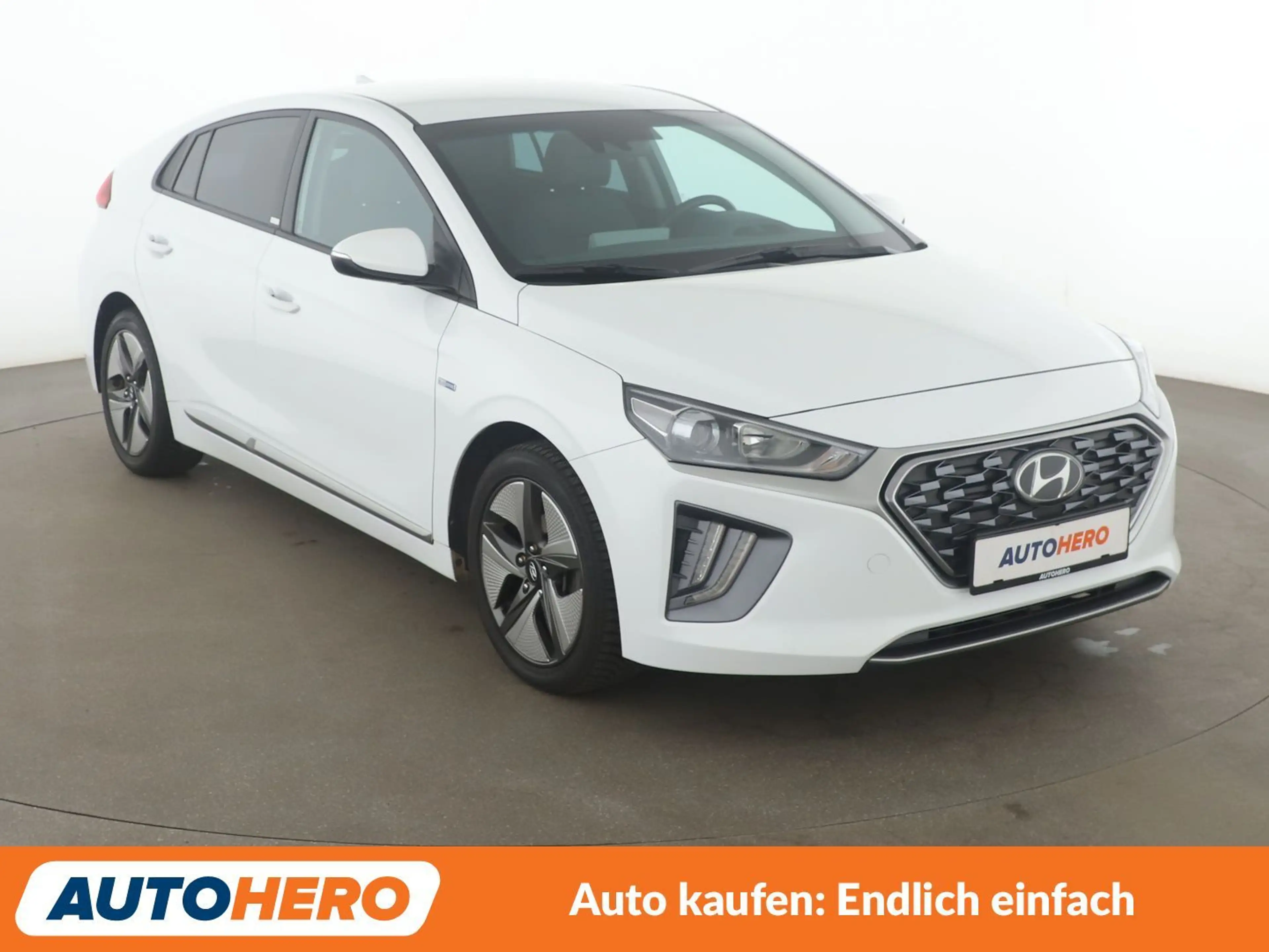 Hyundai IONIQ 1.6 Hybrid *TEMPO*PDC*CAM* — photo 8