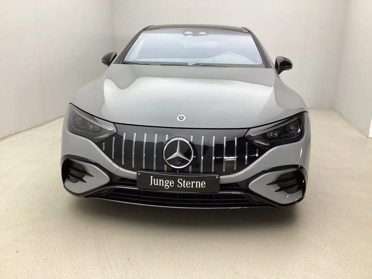 Mercedes-Benz EQE 53 EQE 53 4M+ Premium+ DriversPa Night Pano HUD 360 Grau - 2