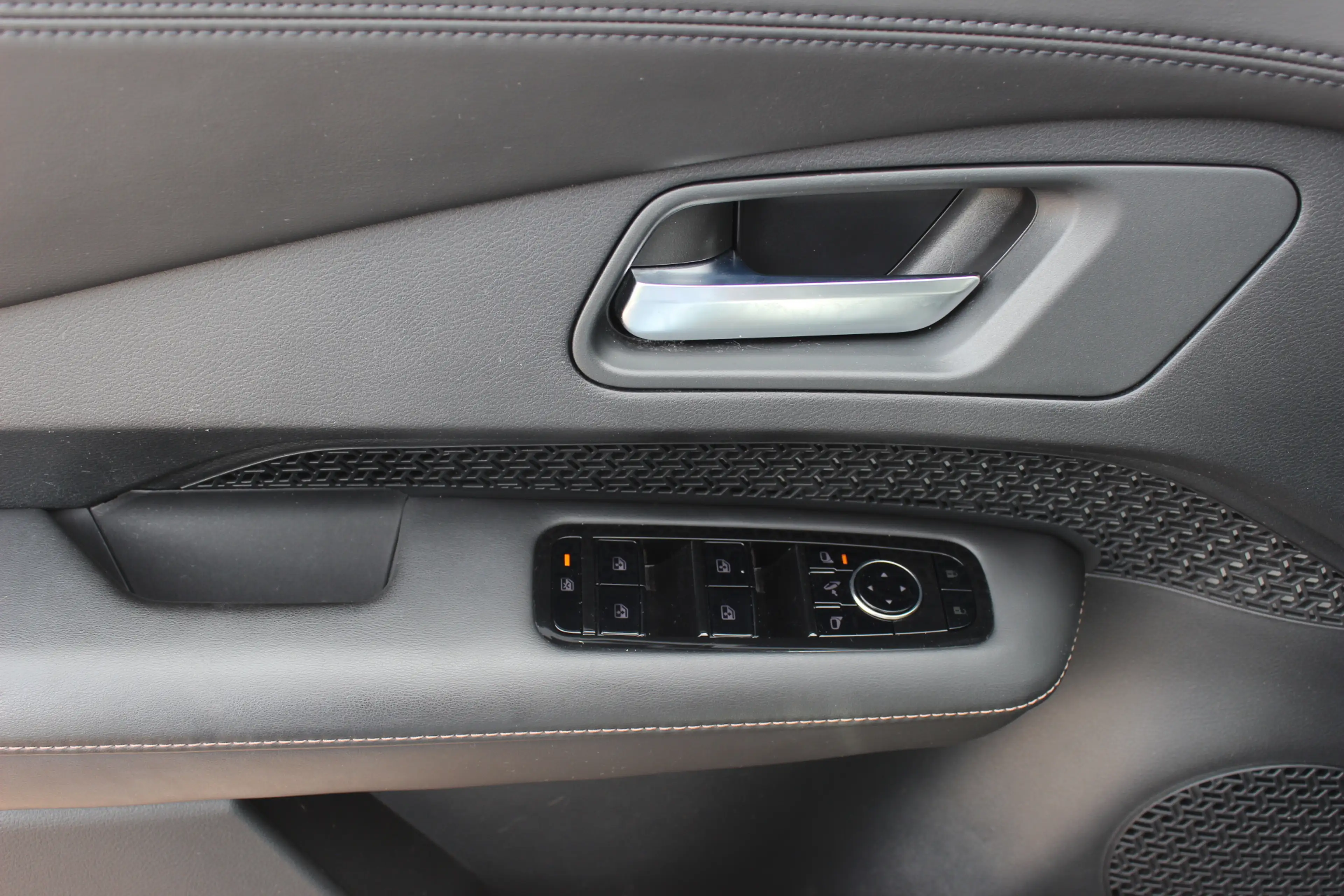 Nissan Ariya Advance 66 kWh / Trekhaak / 360Camera / Keyless / — photo 36