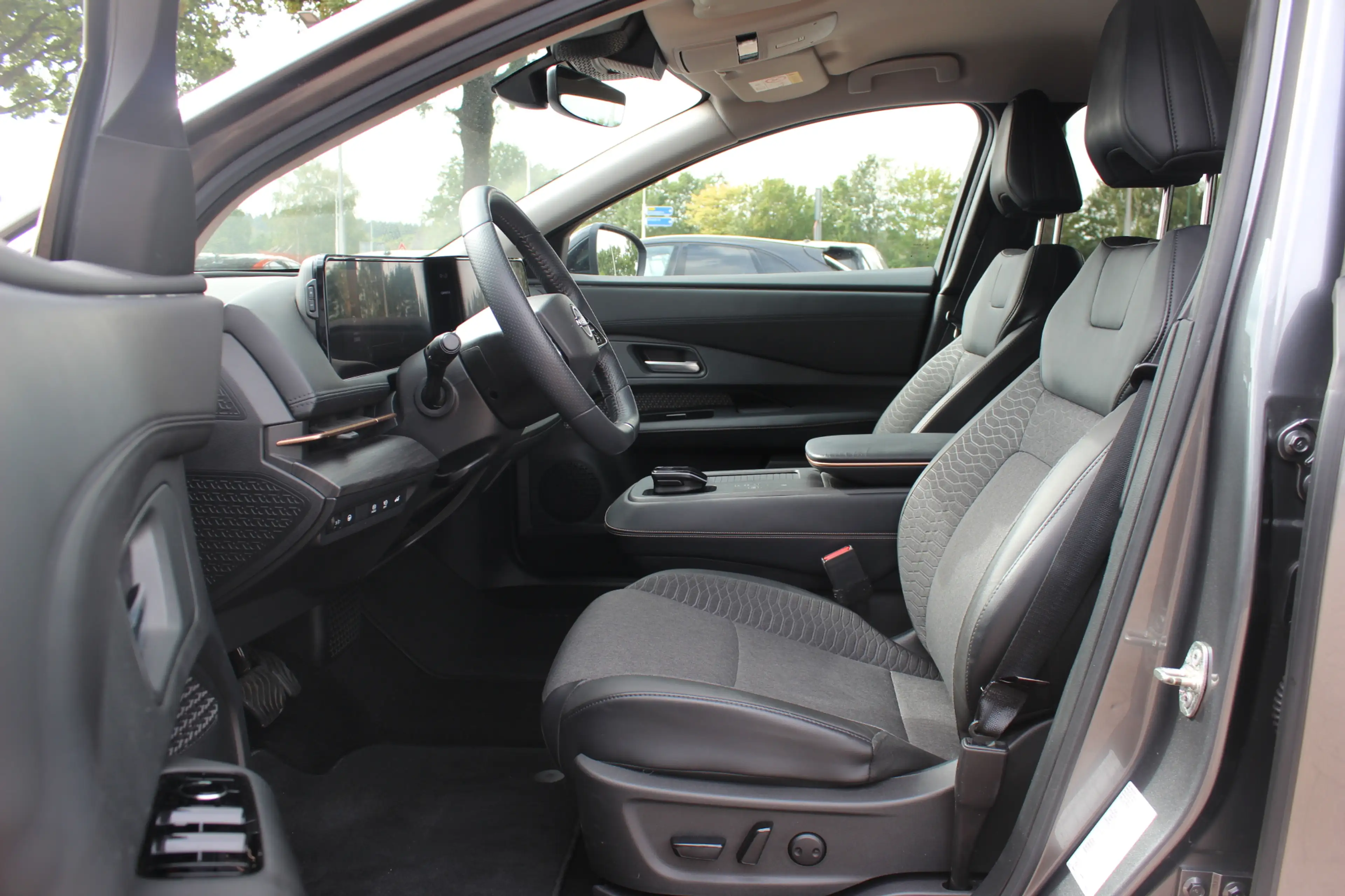Nissan Ariya Advance 66 kWh / Trekhaak / 360Camera / Keyless / — photo 11