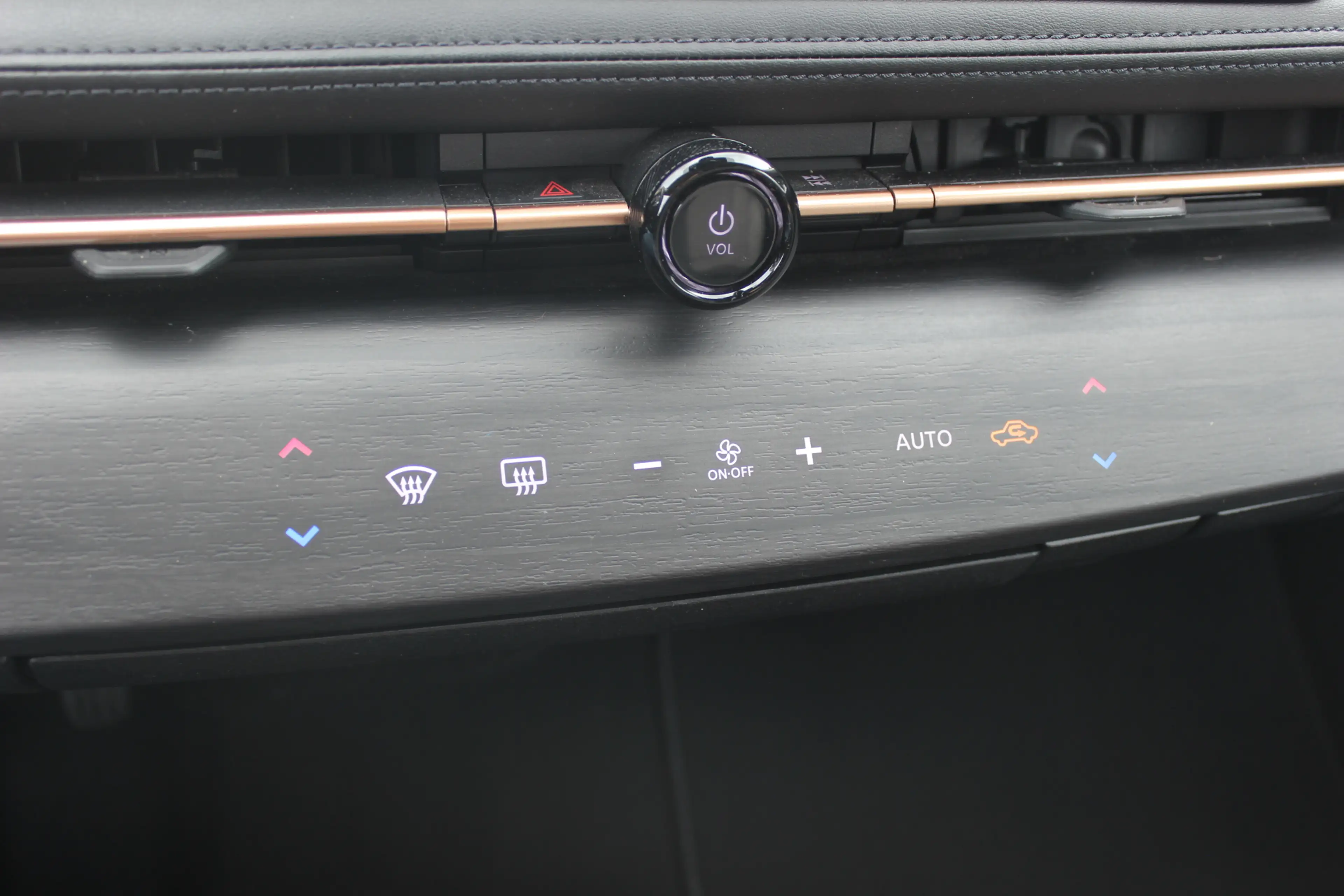 Nissan Ariya Advance 66 kWh / Trekhaak / 360Camera / Keyless / — photo 29