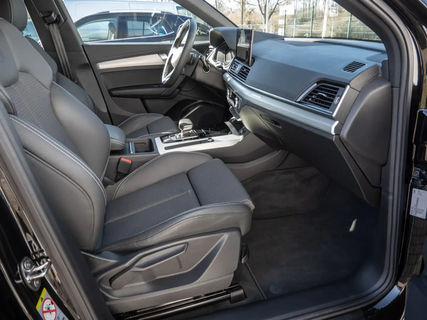 Audi Q5 Sportback 45TFSI quattro S line LED NAVI H Negro - 2